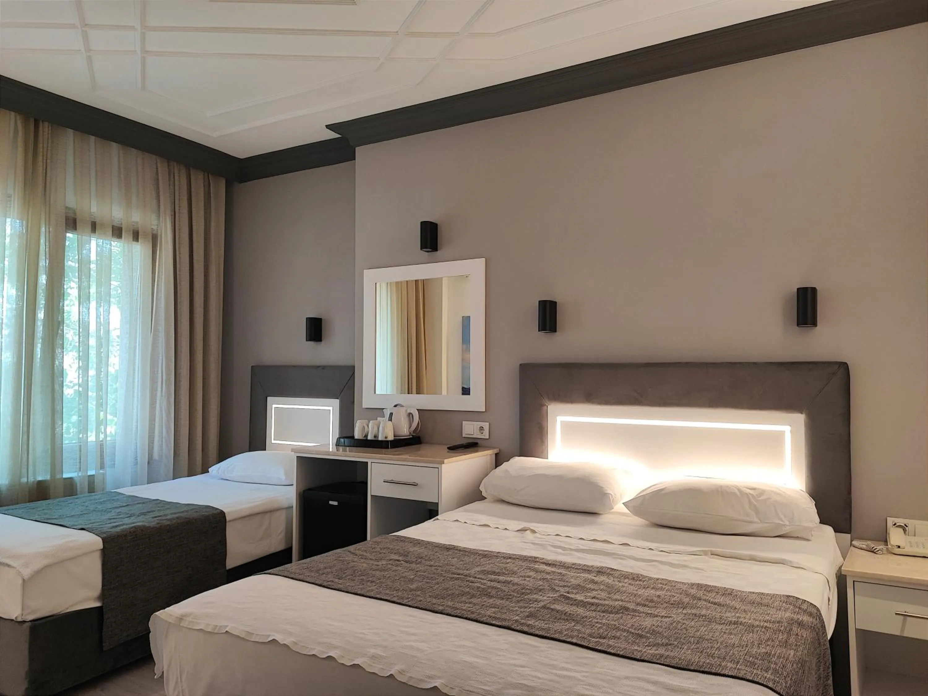 Bed in Hotel Peninsula