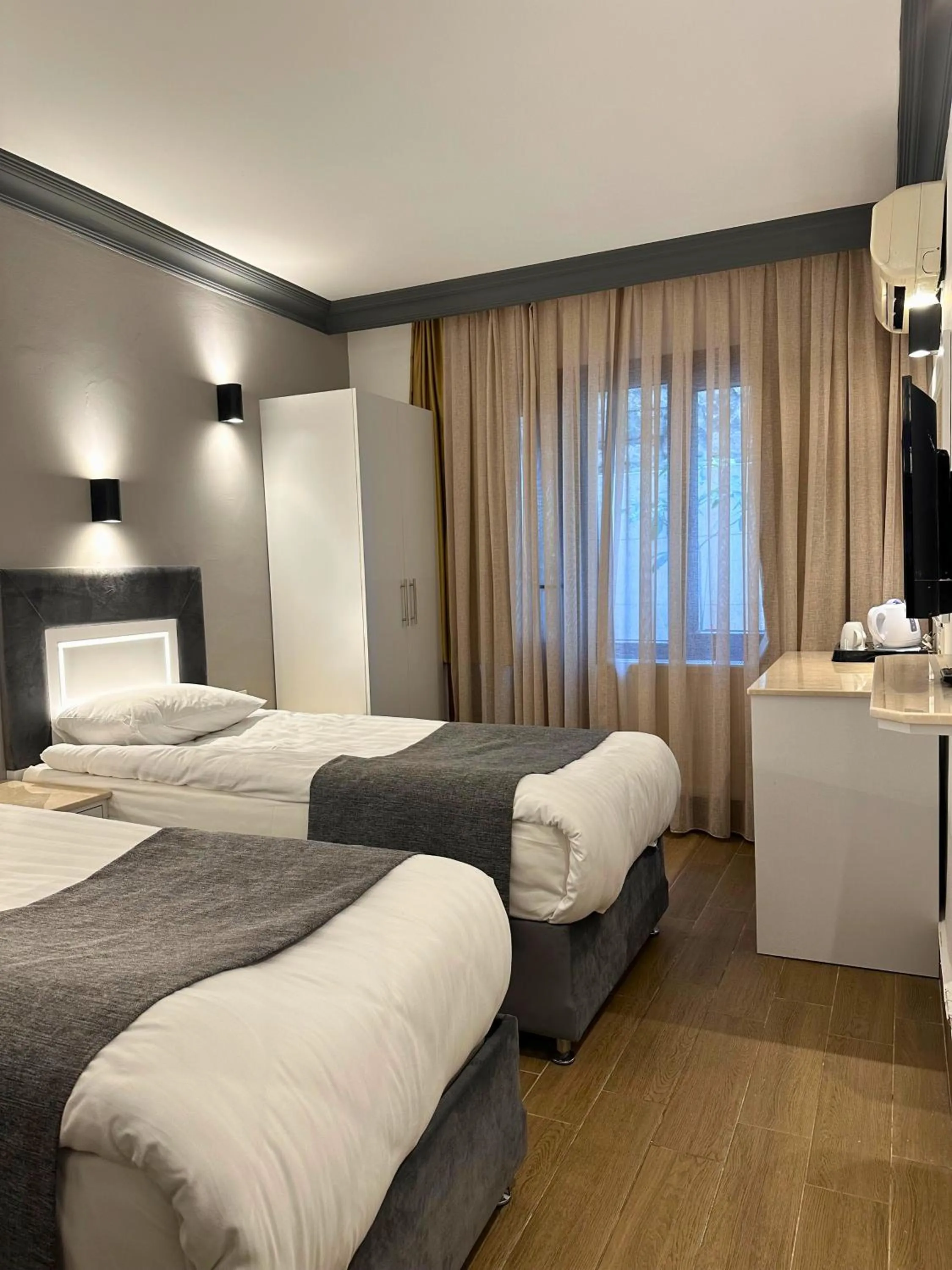 Bed in Hotel Peninsula