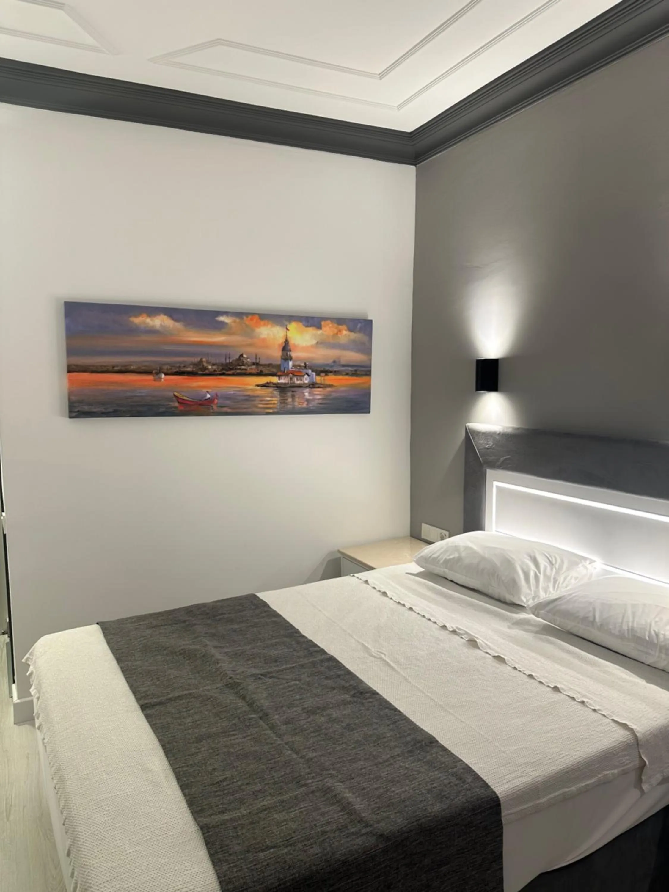 Bed in Hotel Peninsula