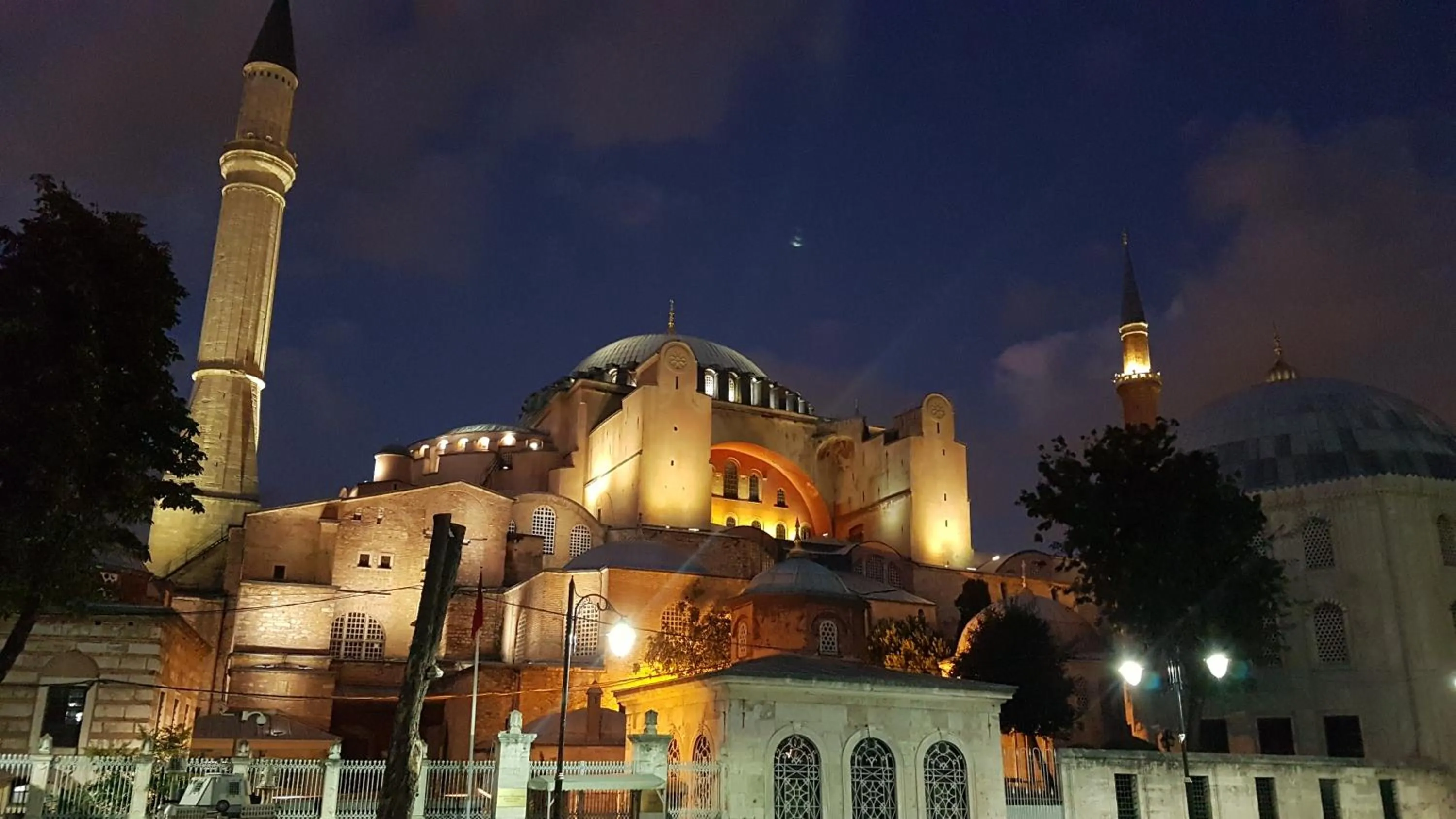 Neighbourhood in Hotel Peninsula