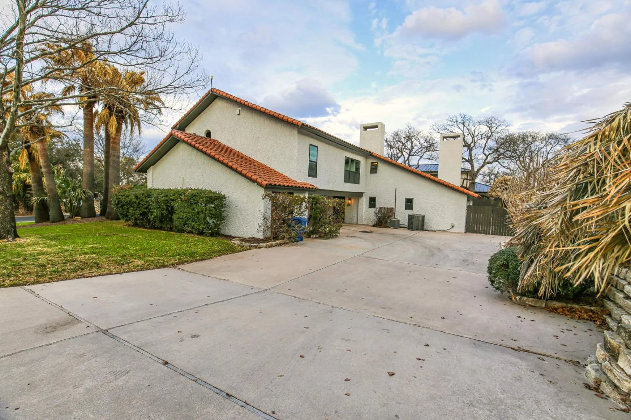 Luxury Spanish Style Home Walking Steps to HSB Resort