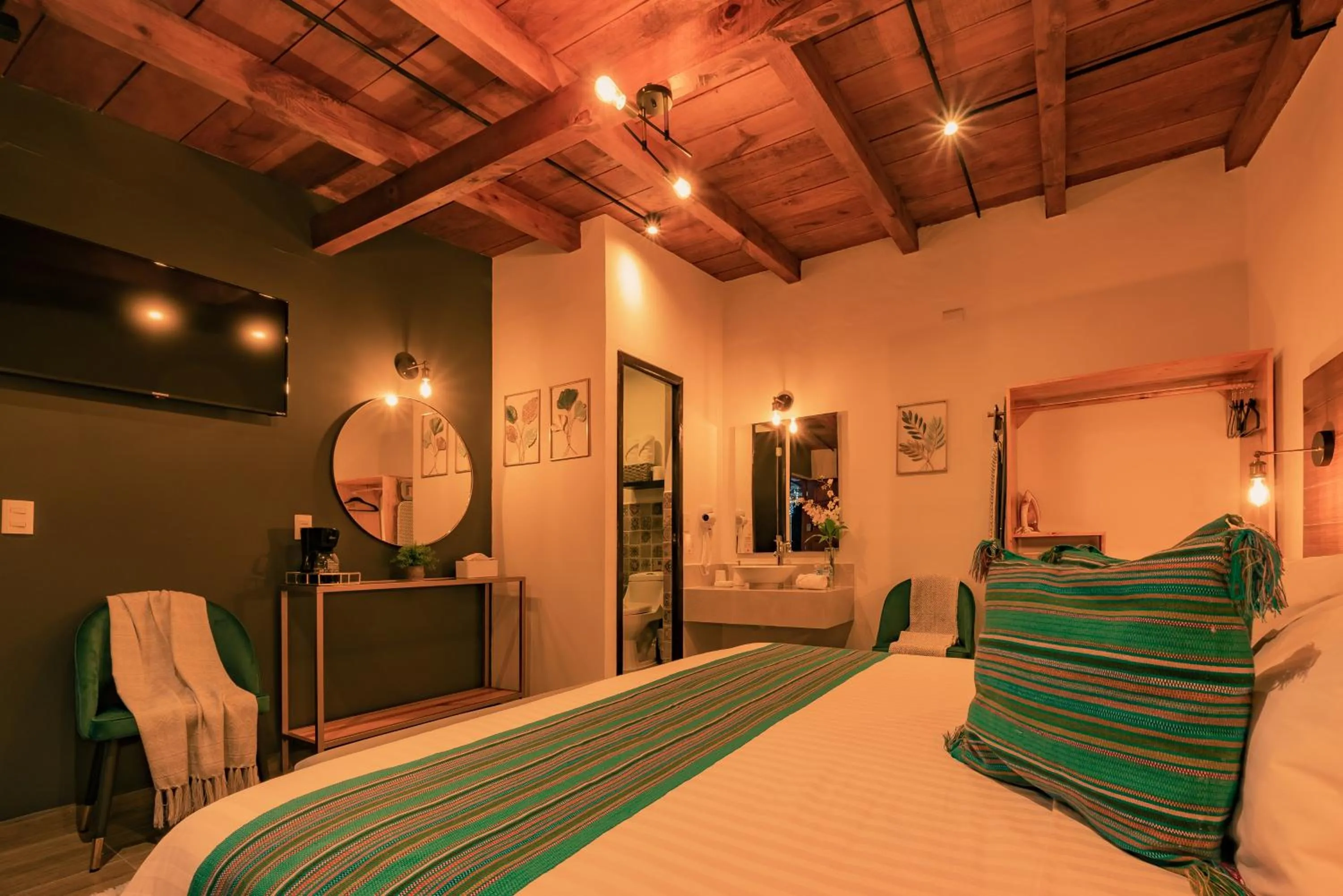 Bedroom, Bed in Na Hotel