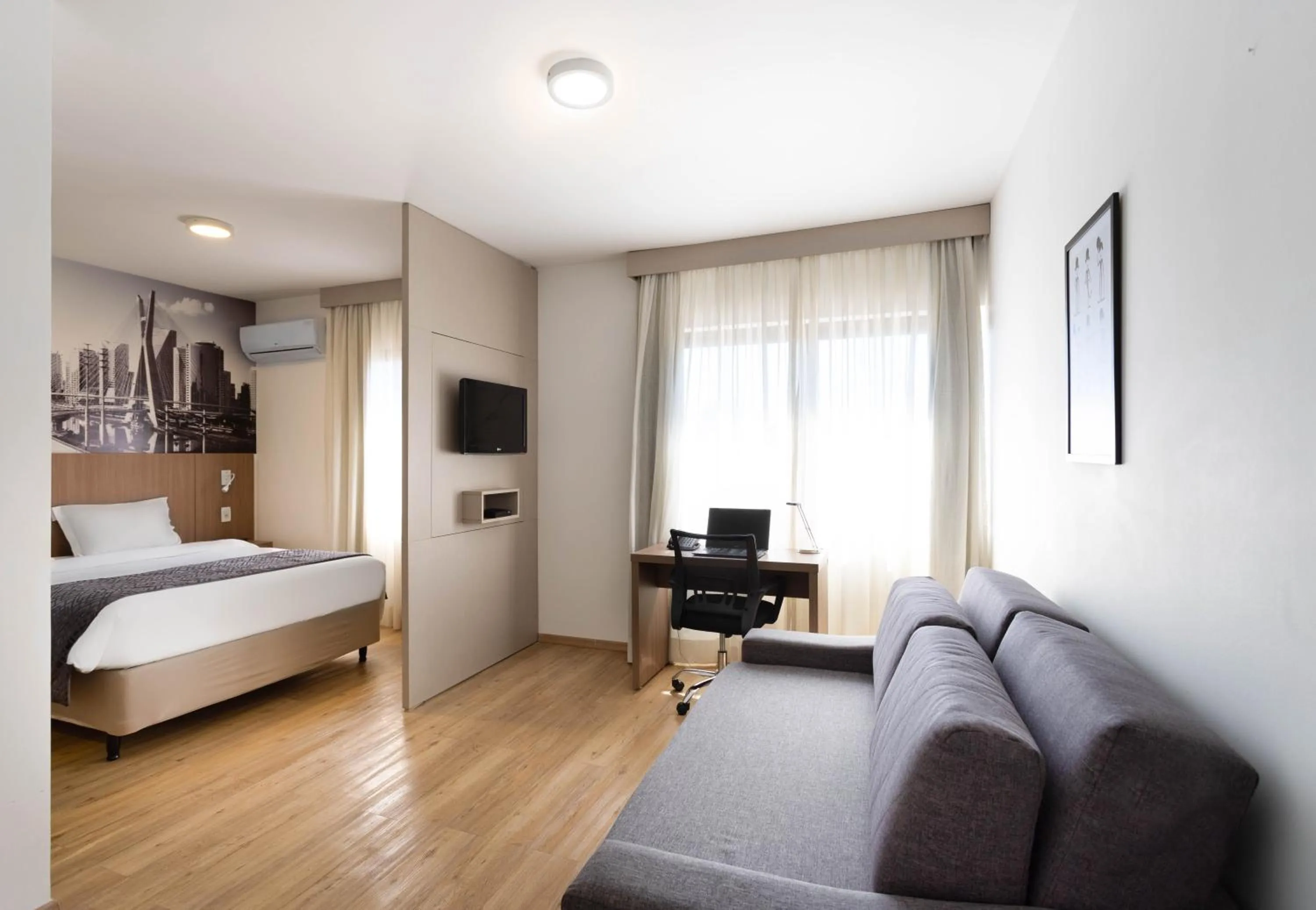 Bed in NewCiti Itaim by Charlie