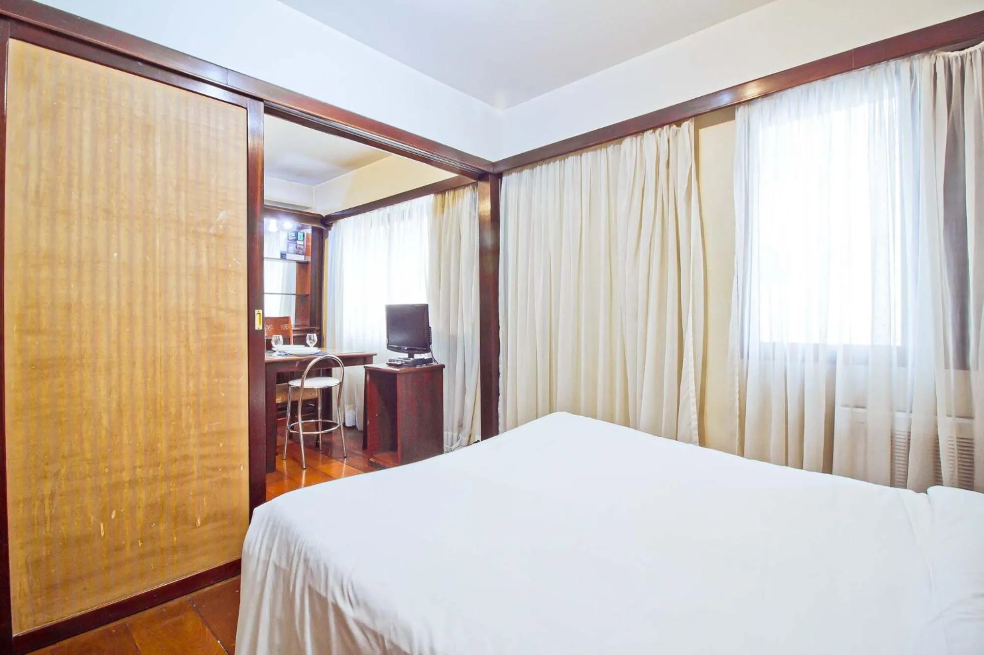 Bed in NewCiti Itaim by Charlie