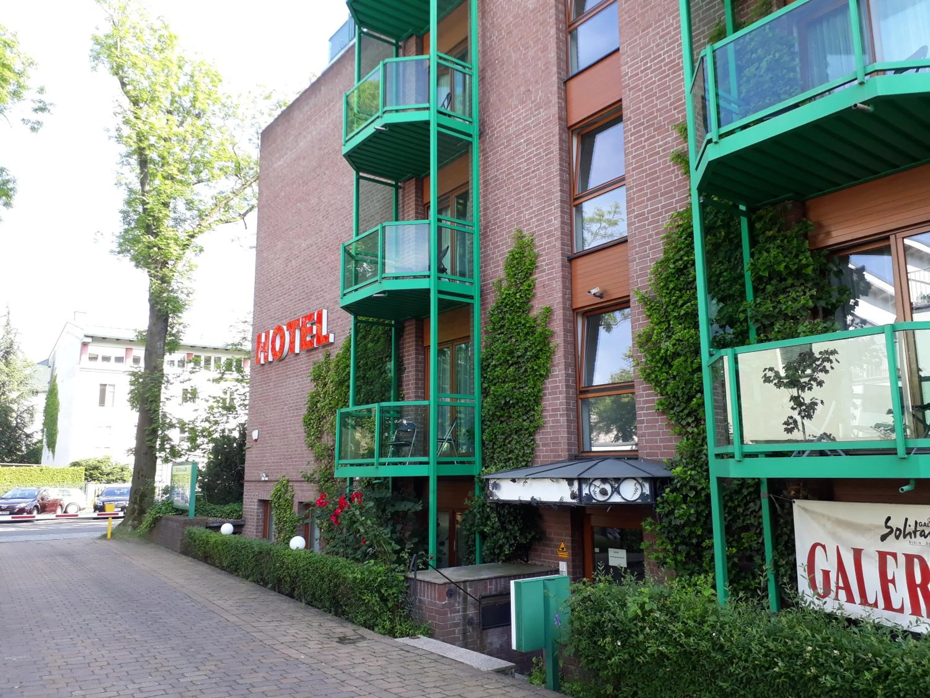 On site in Solitaire Hotel