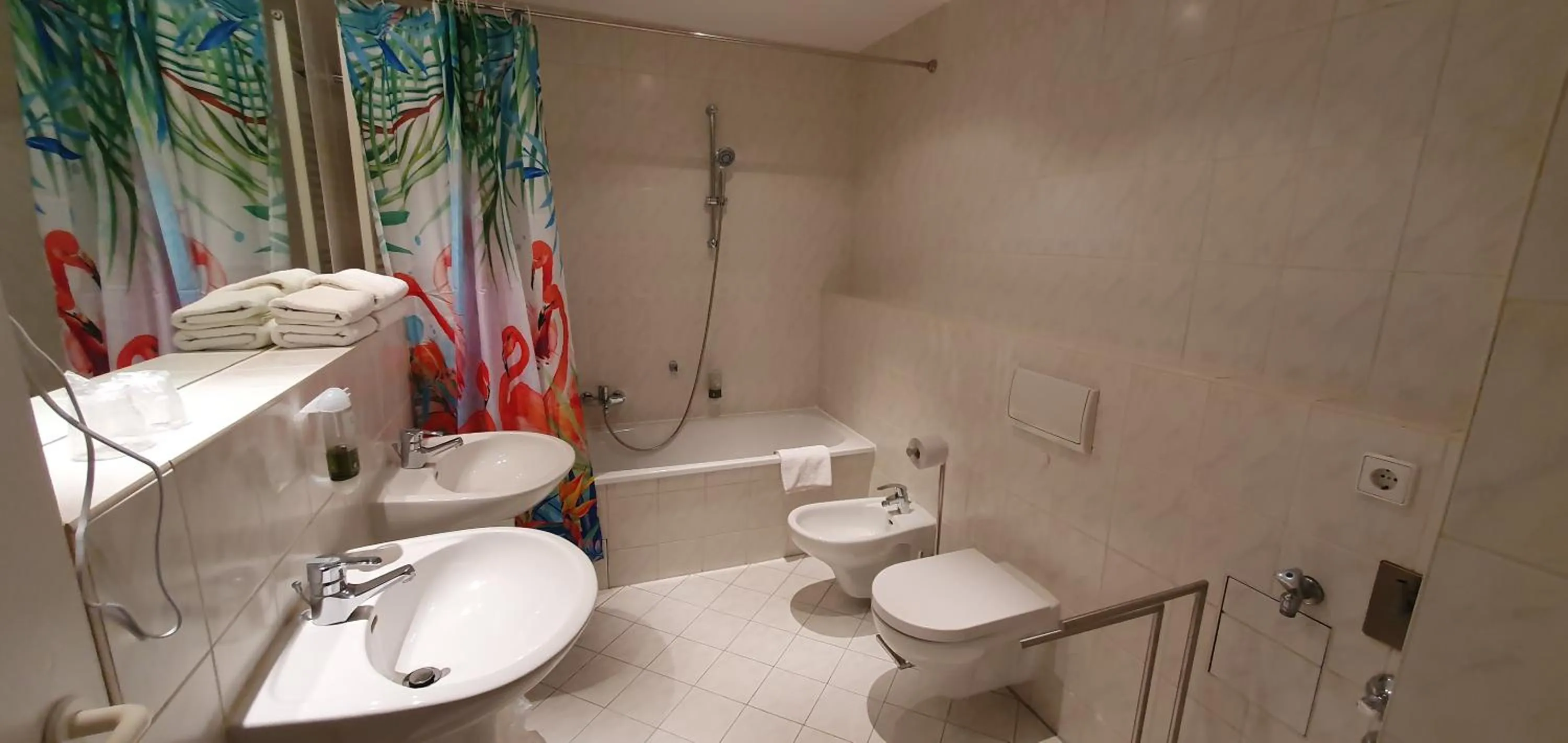 Toilet in Solitaire Hotel