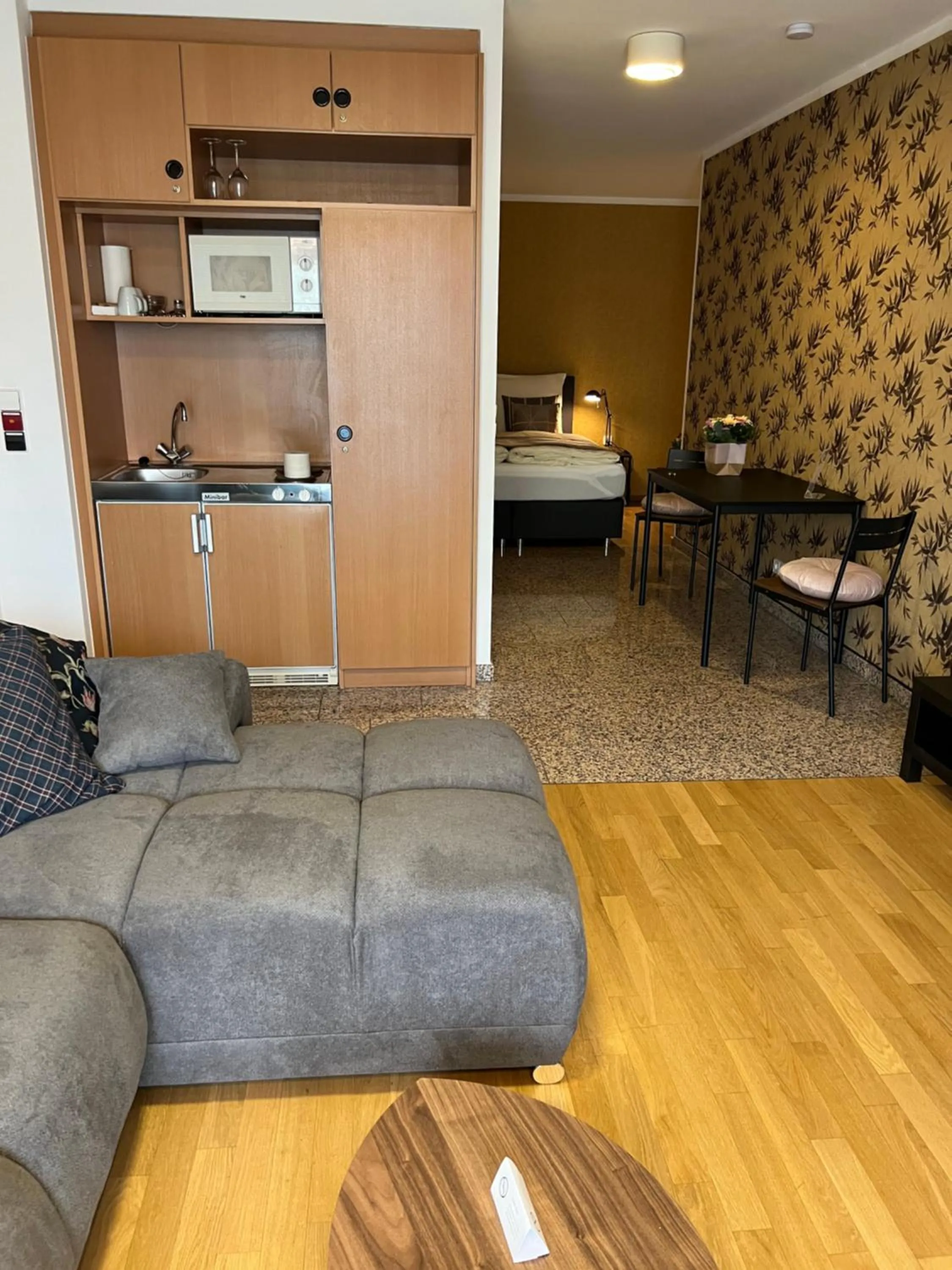 Kitchen or kitchenette in Solitaire Hotel