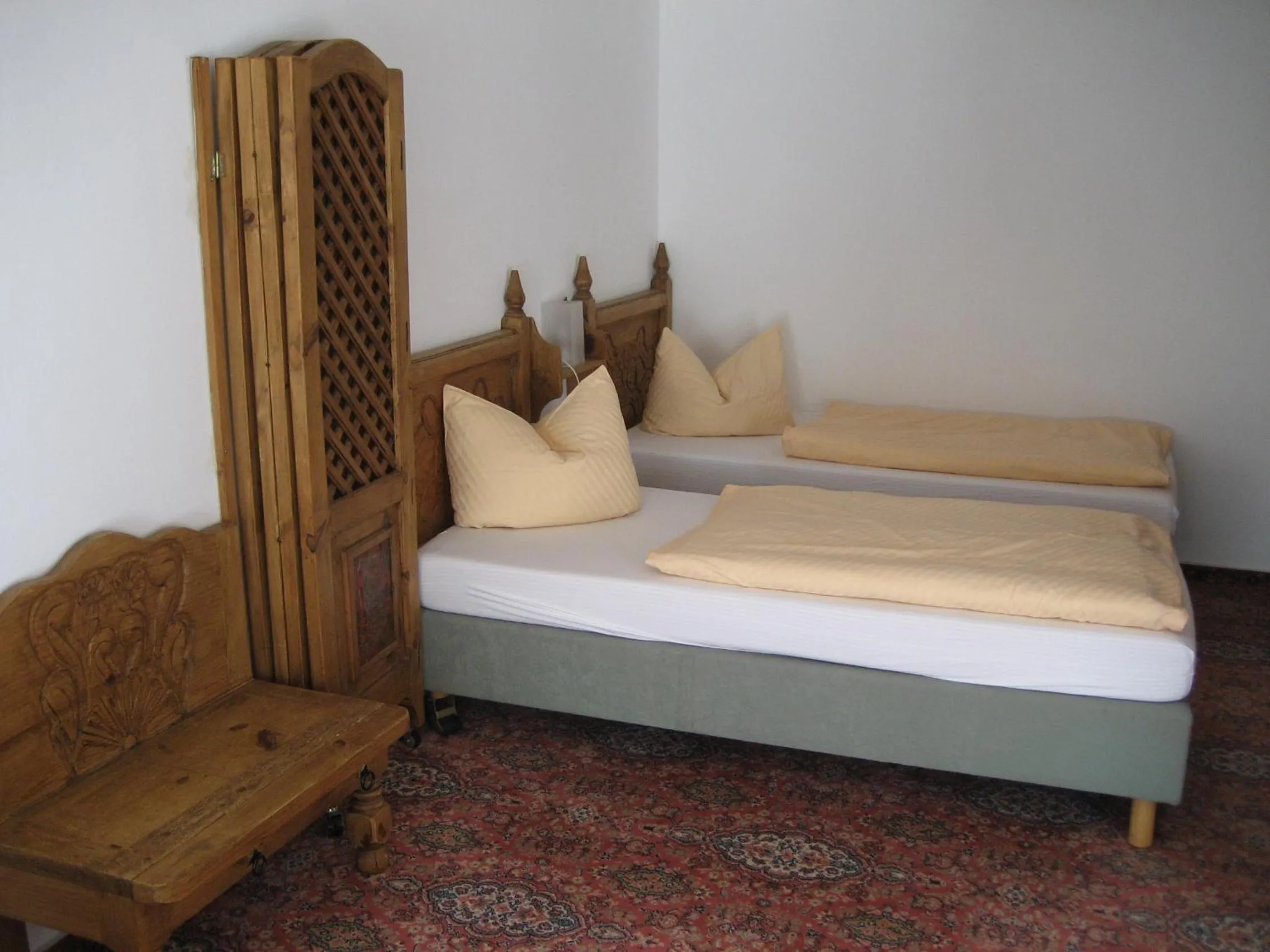 Bed in Solitaire Hotel