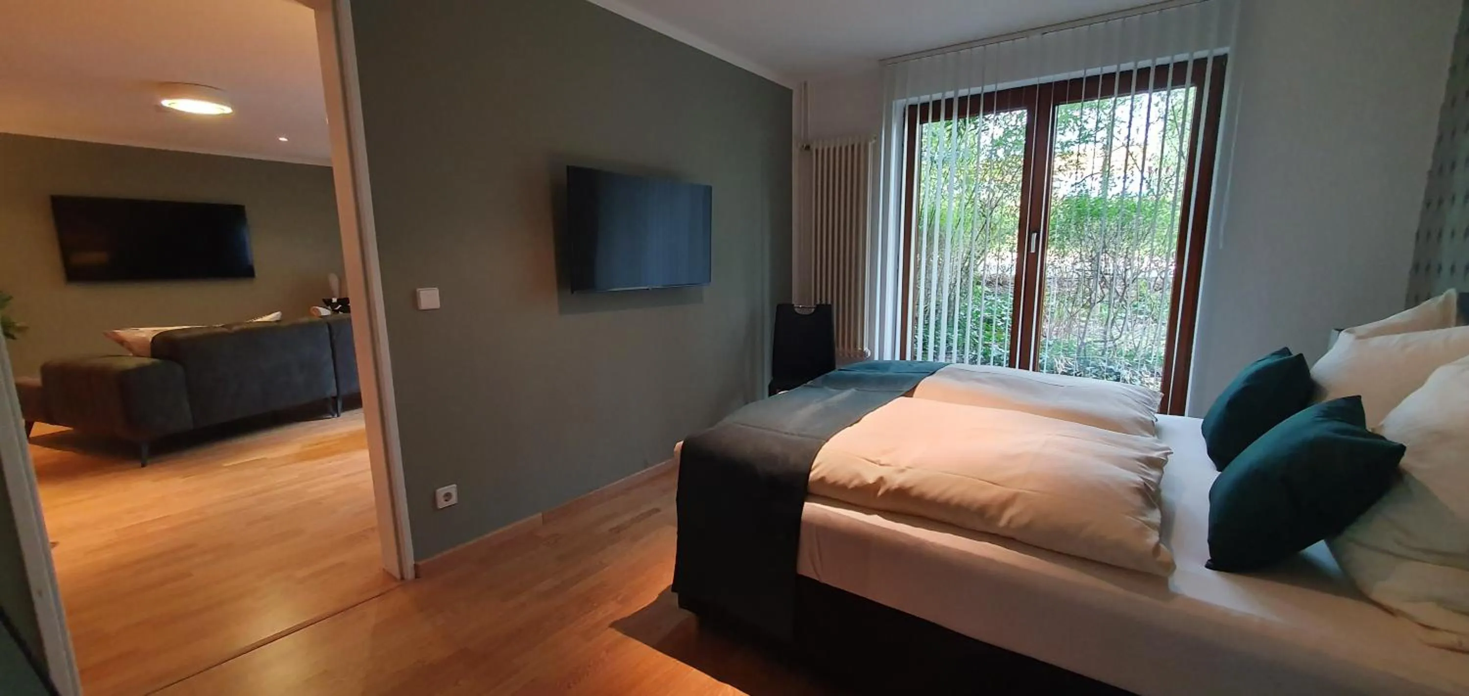 Bedroom, Bed in Solitaire Hotel