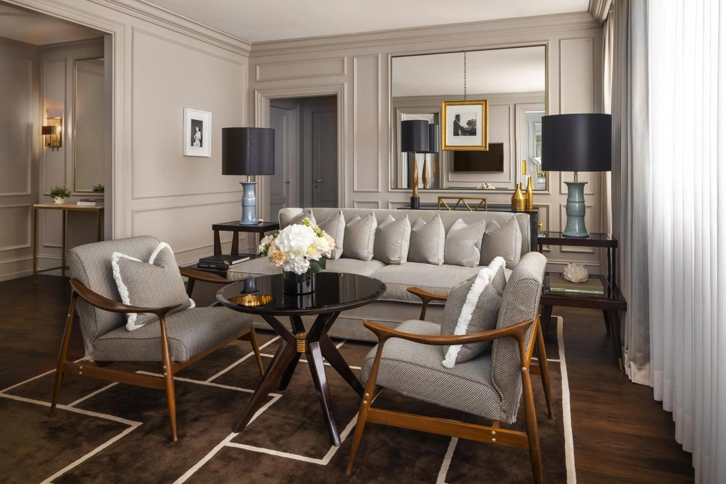 Living room in Portrait Firenze - Lungarno Collection