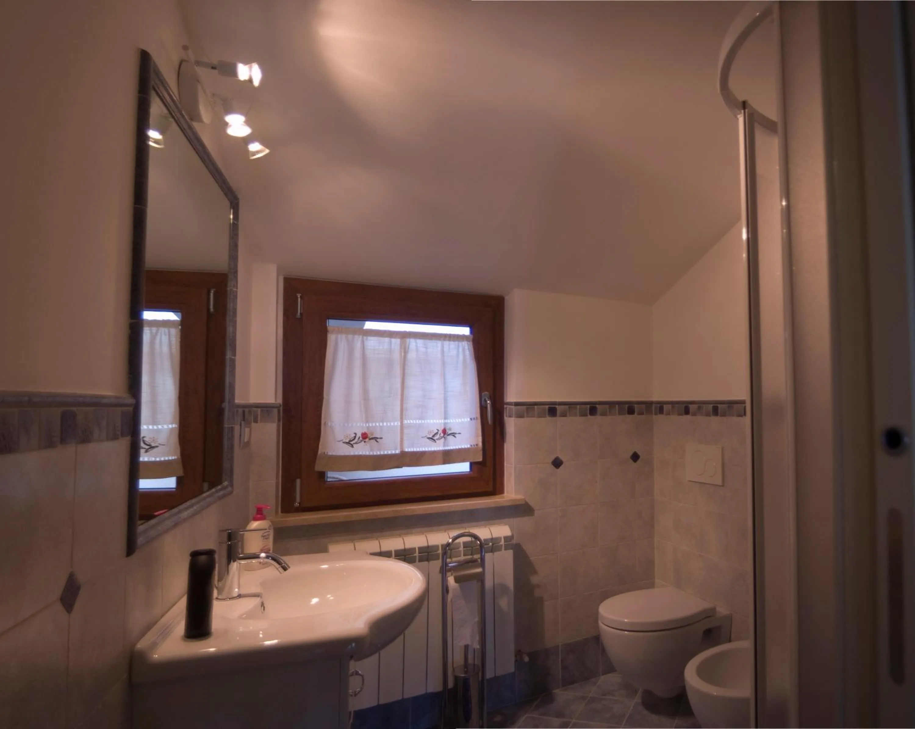 Bathroom in Bed and Breakfast Torre Polidori