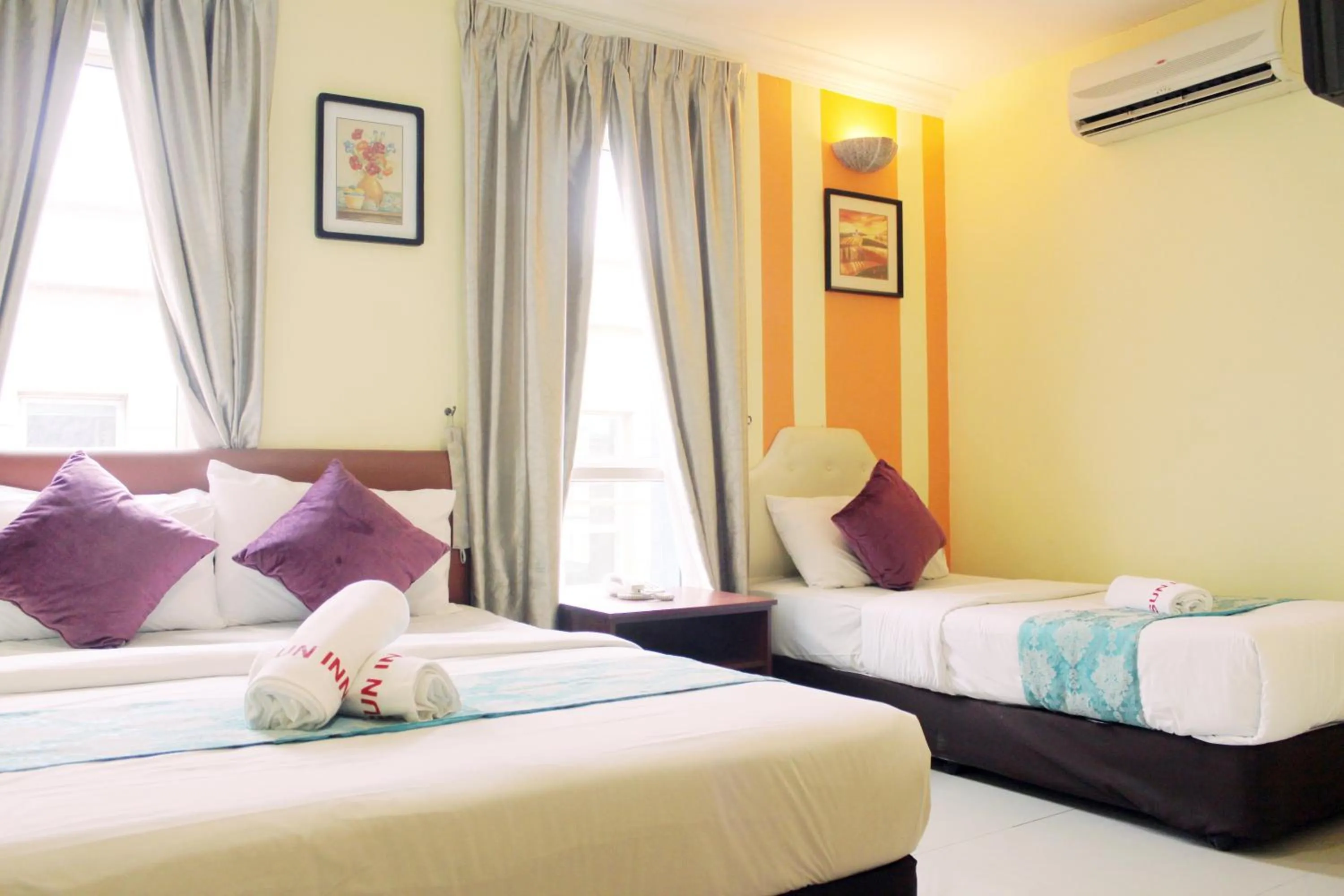Bed in Sun Inns Hotel Ayer Keroh