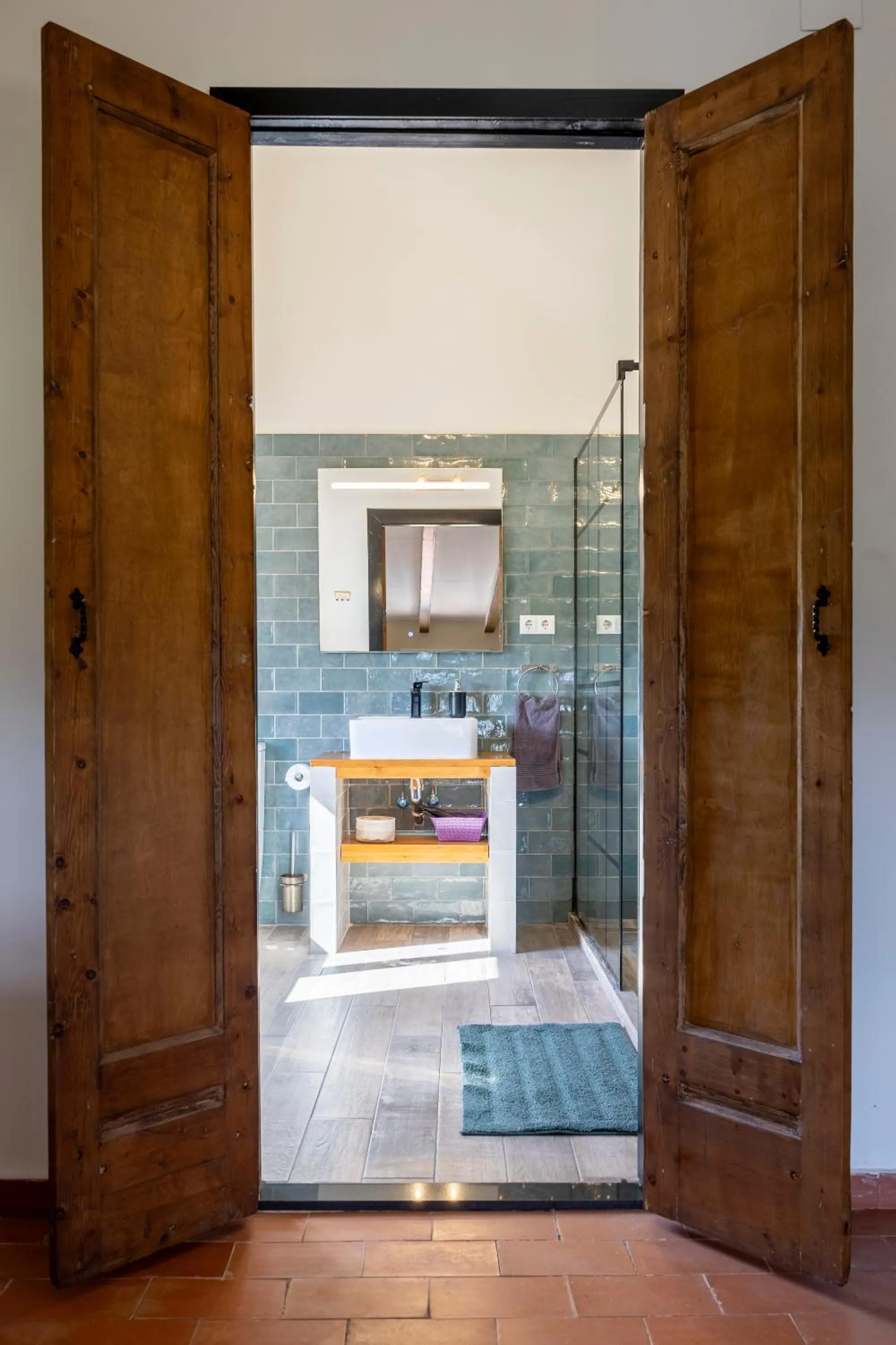 Bathroom, Bed in B&B Casa Vitalidad