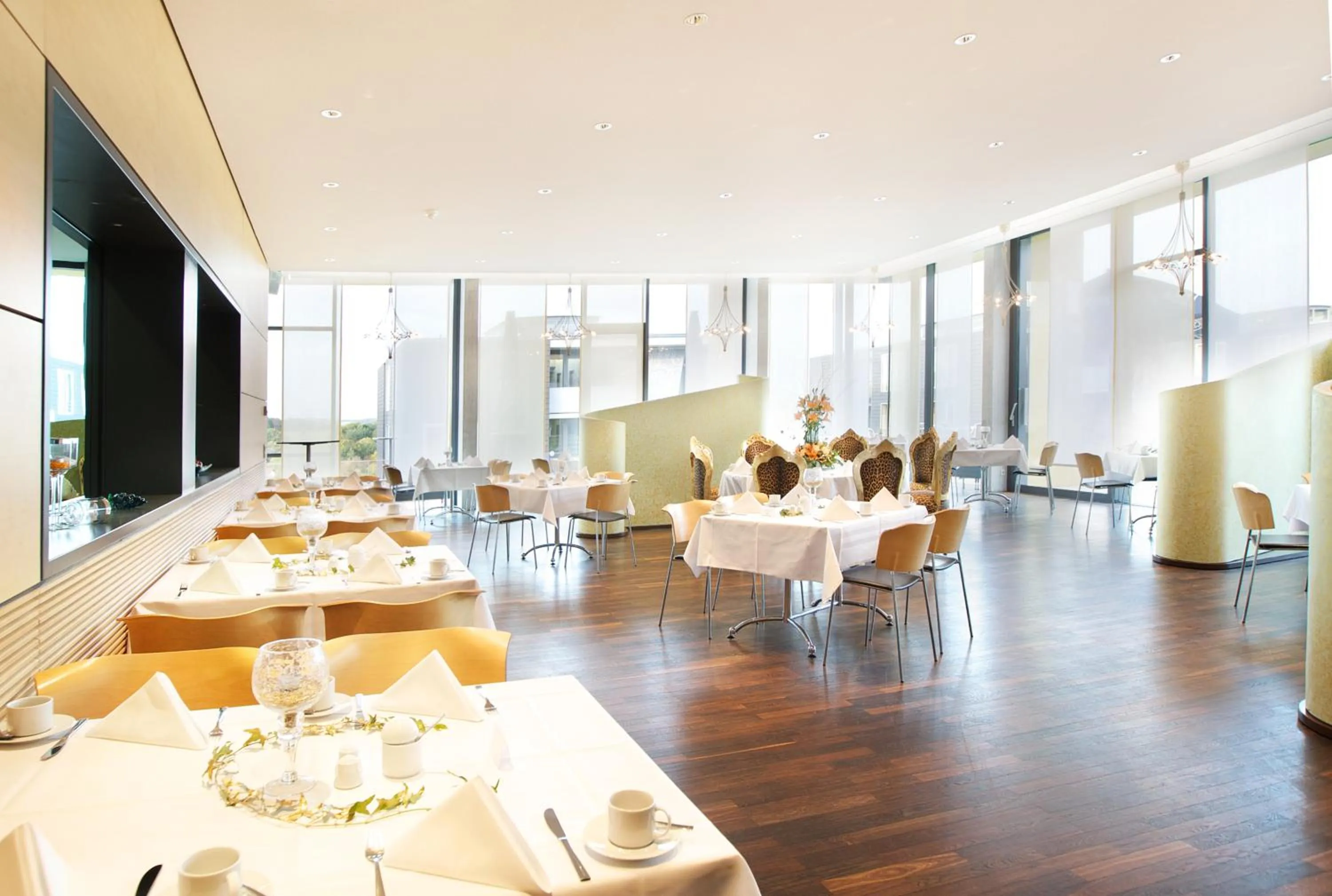 Restaurant/places to eat in rugs Hotel am Schlosspark Lichtenwalde