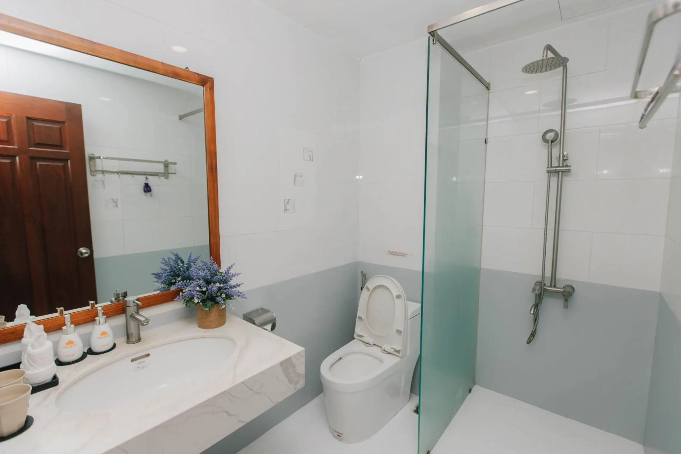 Toilet in Cali Hotel Quy Nhơn