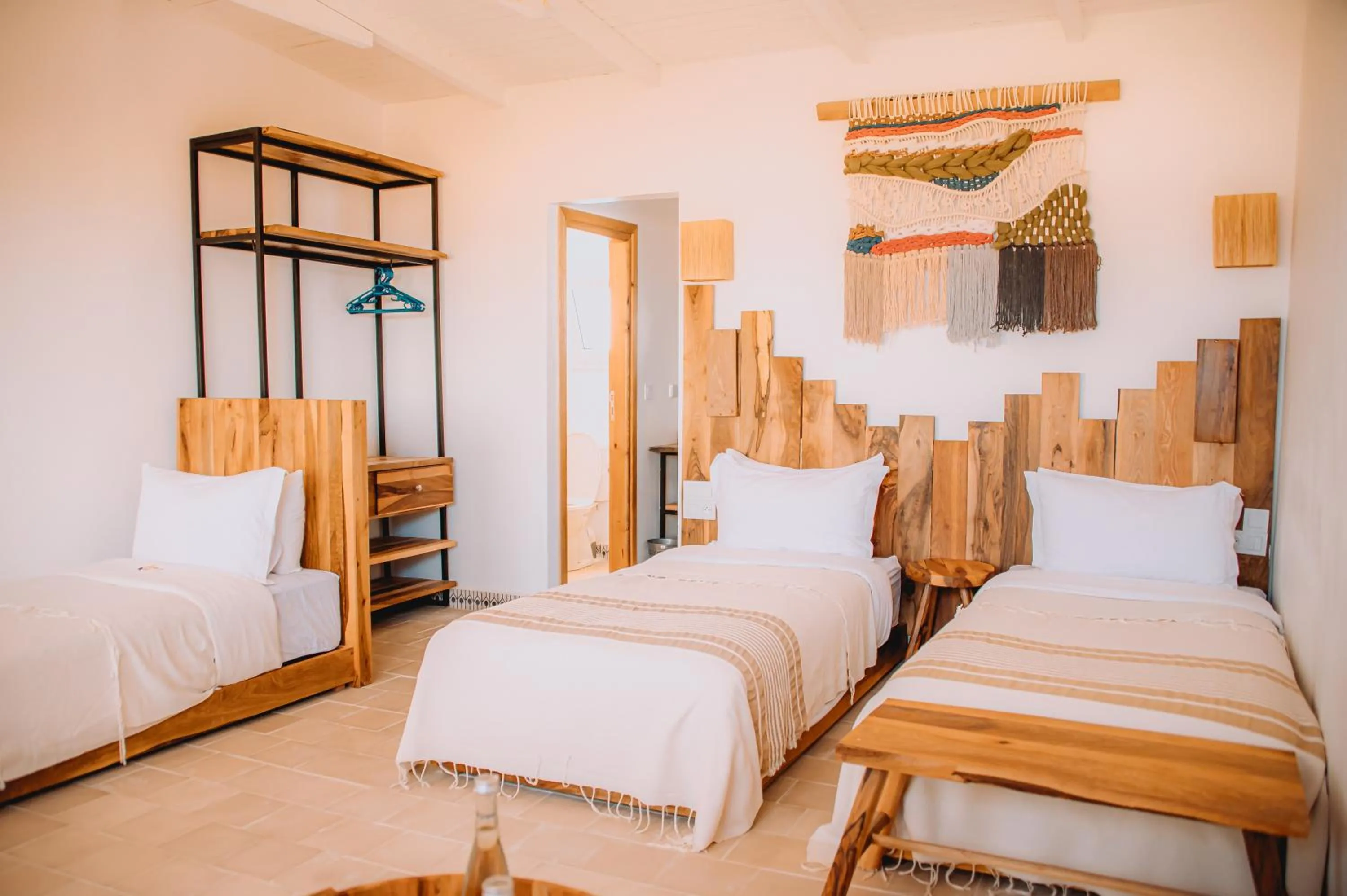 Photo of the whole room, Bed in Dakhla Attitude