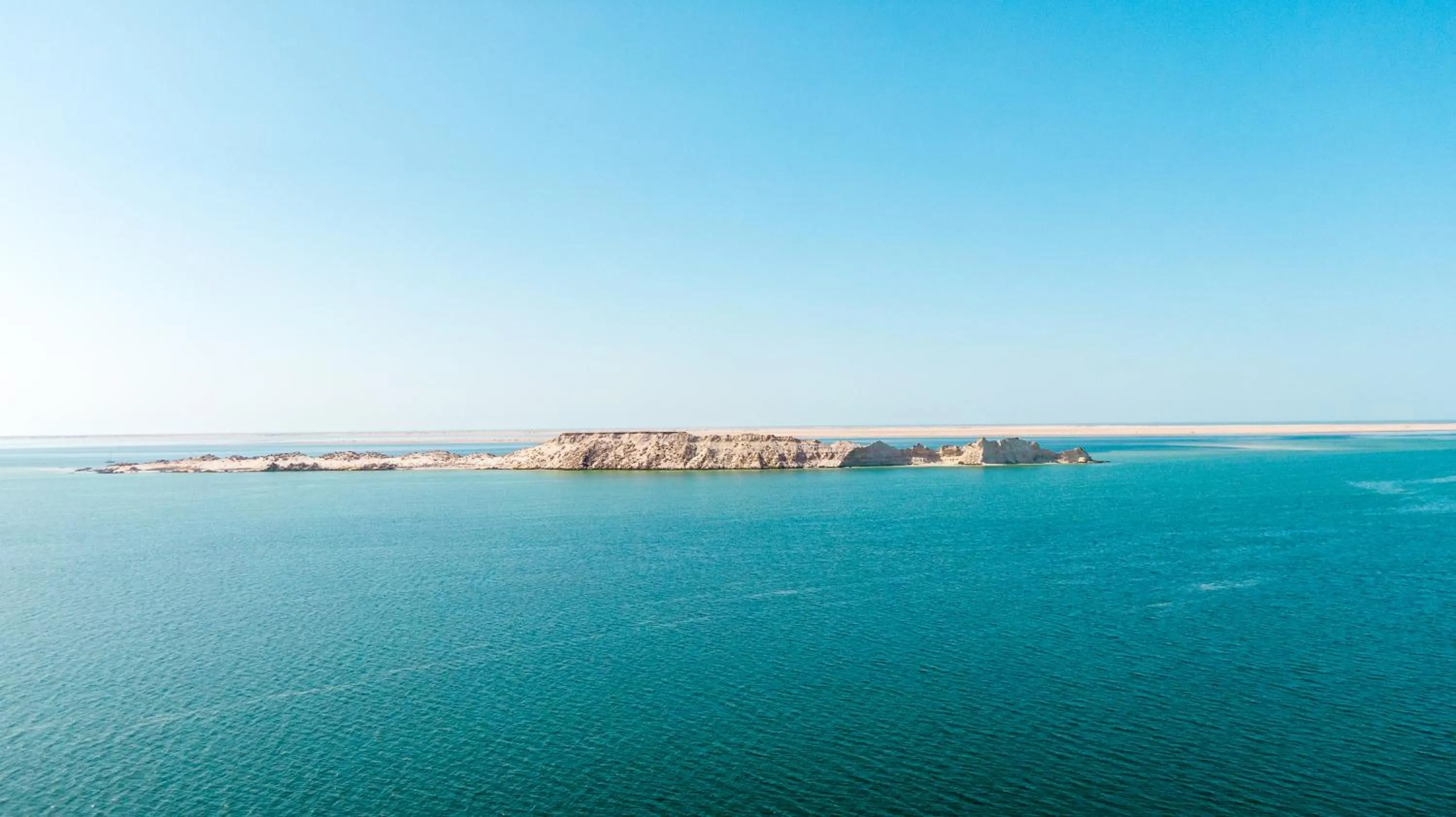 Property building in Dakhla Attitude