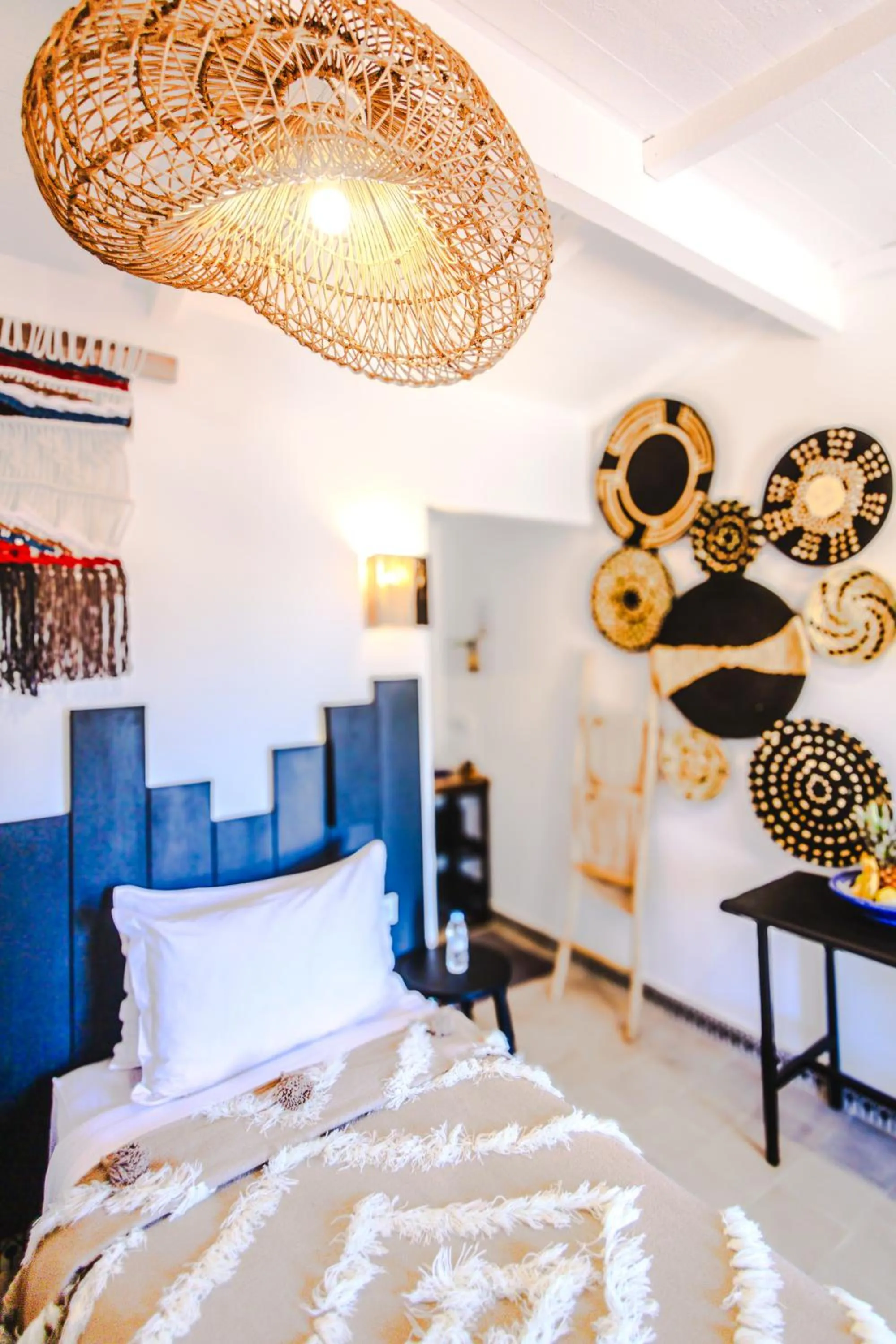 Bed in Dakhla Attitude