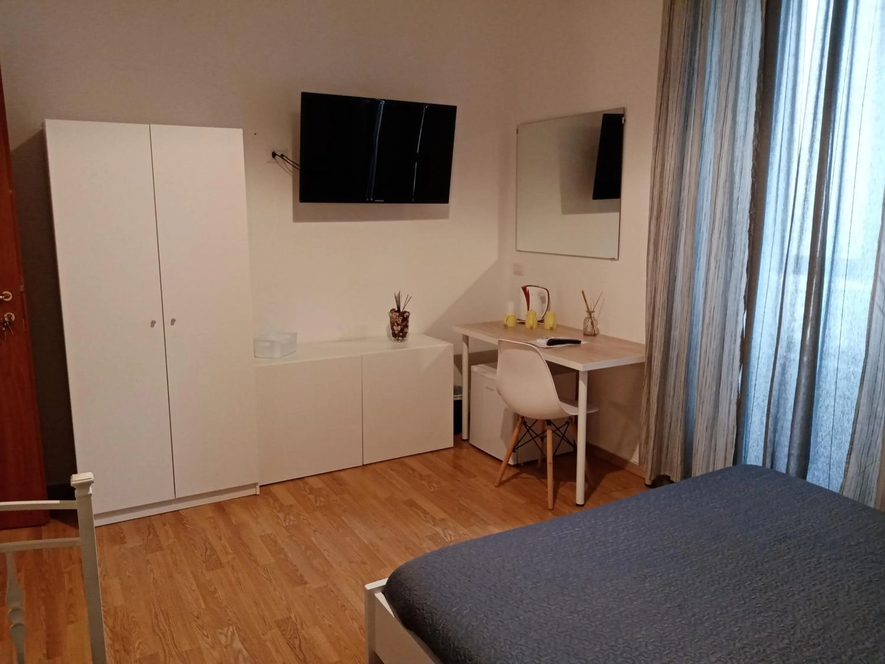 Photo of the whole room, Bed in B&B I Love Naples