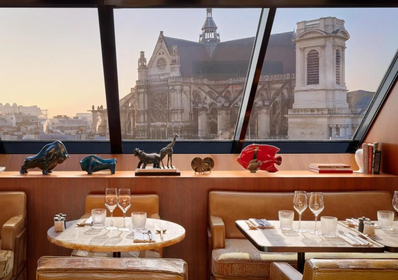 Restaurant/places to eat in Hôtel Madame Rêve