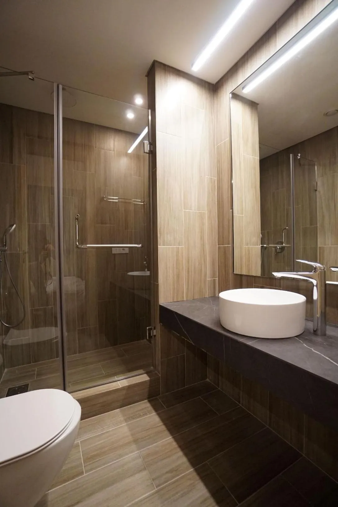 Bathroom in VOTRE hotel