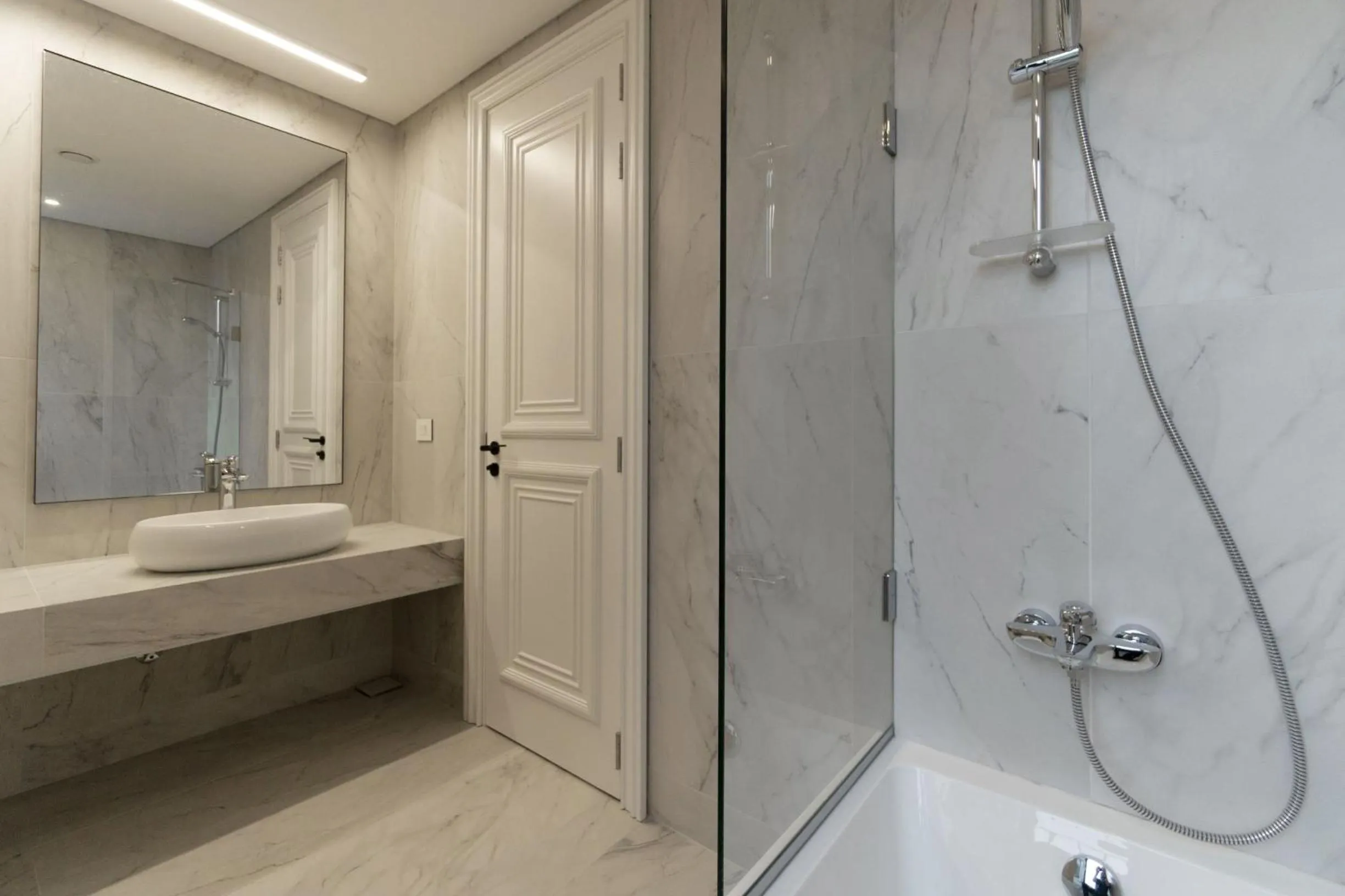 Bathroom in VOTRE hotel