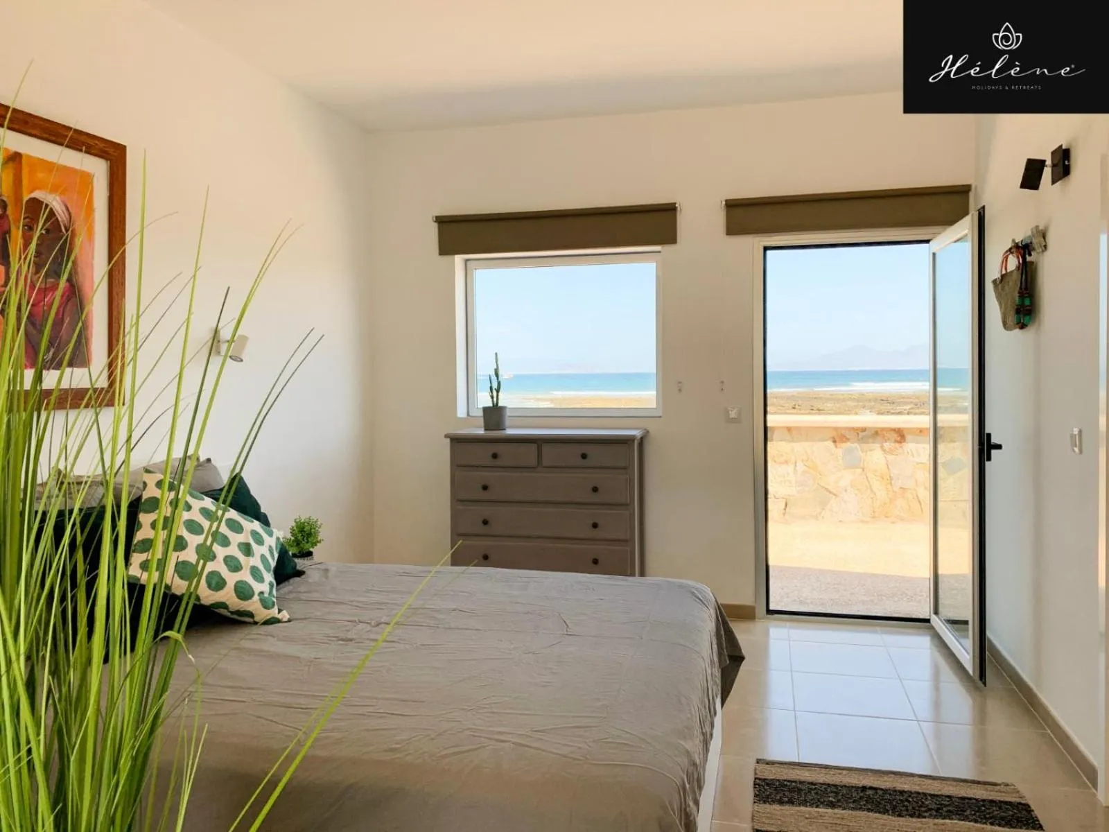 Bed in Hélène Holidays - Hotel Boutique