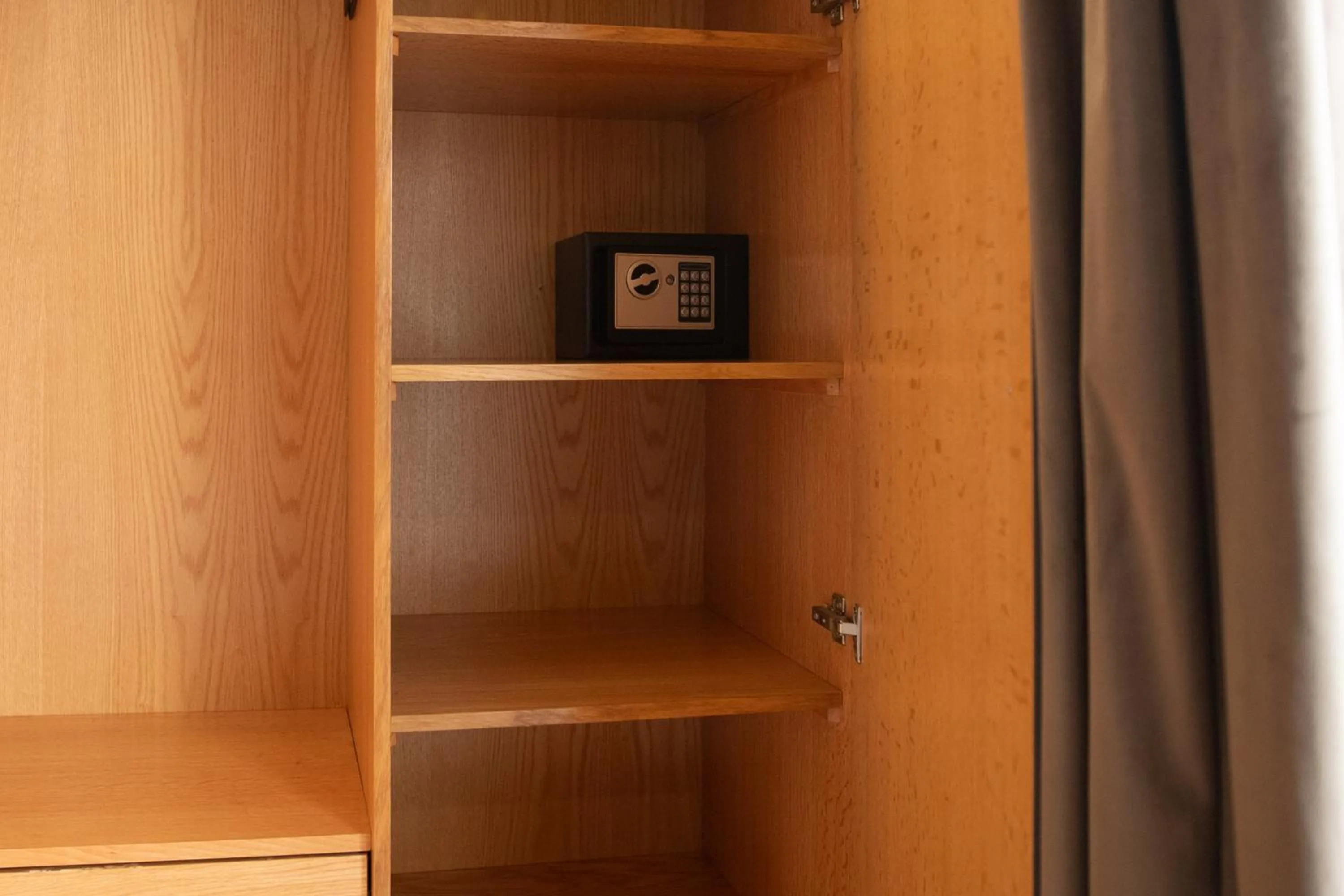 safe in Mamlouk Pyramids Hotel