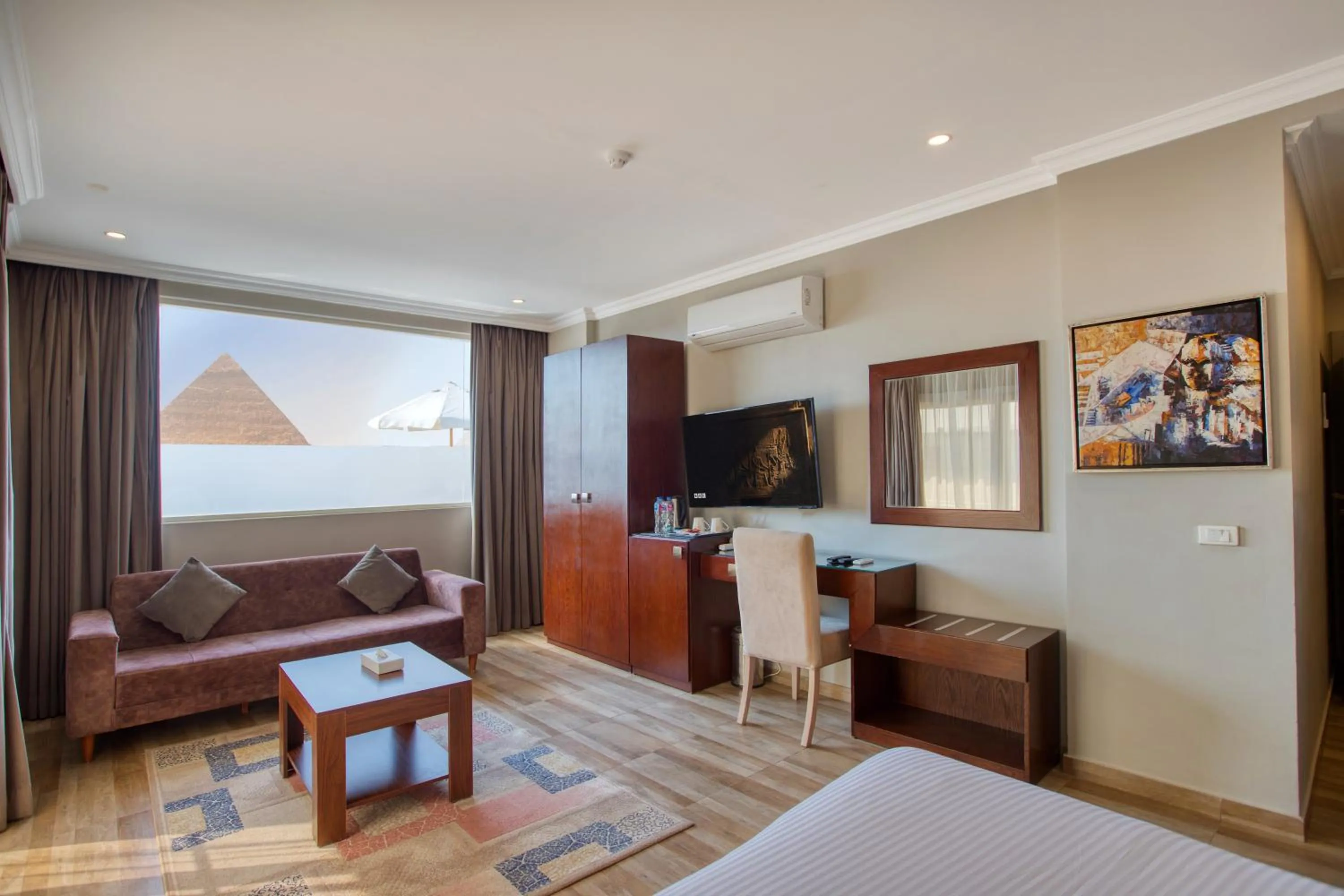 Photo of the whole room in Mamlouk Pyramids Hotel