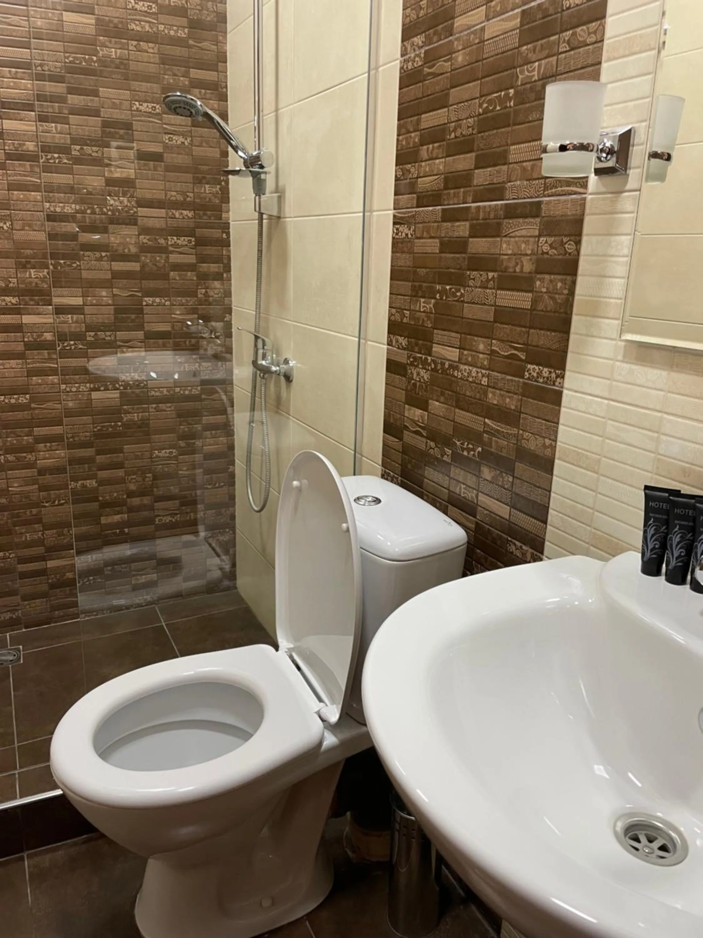Bathroom in Kamar Hotel Ijevan