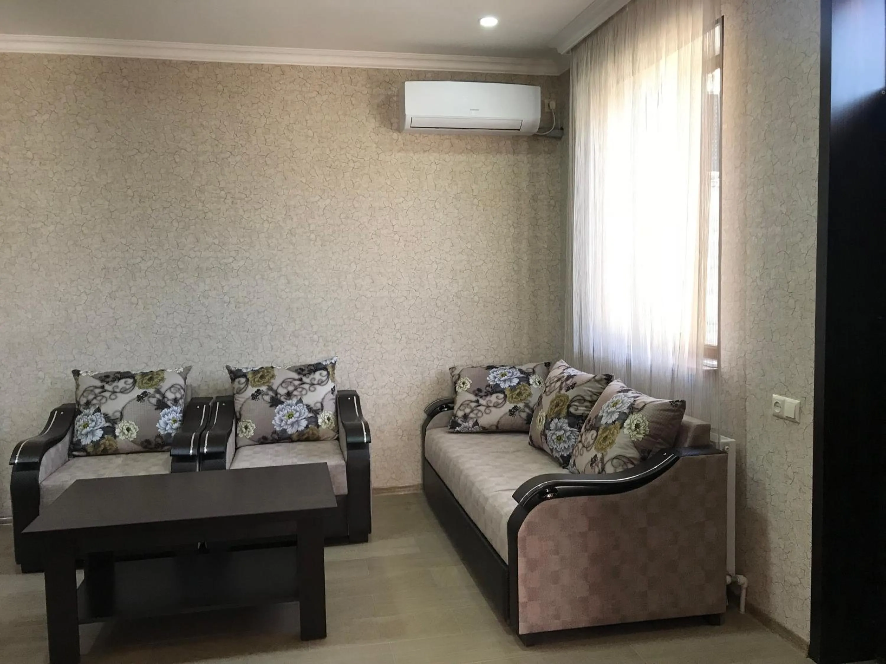 Dining area, Bed in Kamar Hotel Ijevan