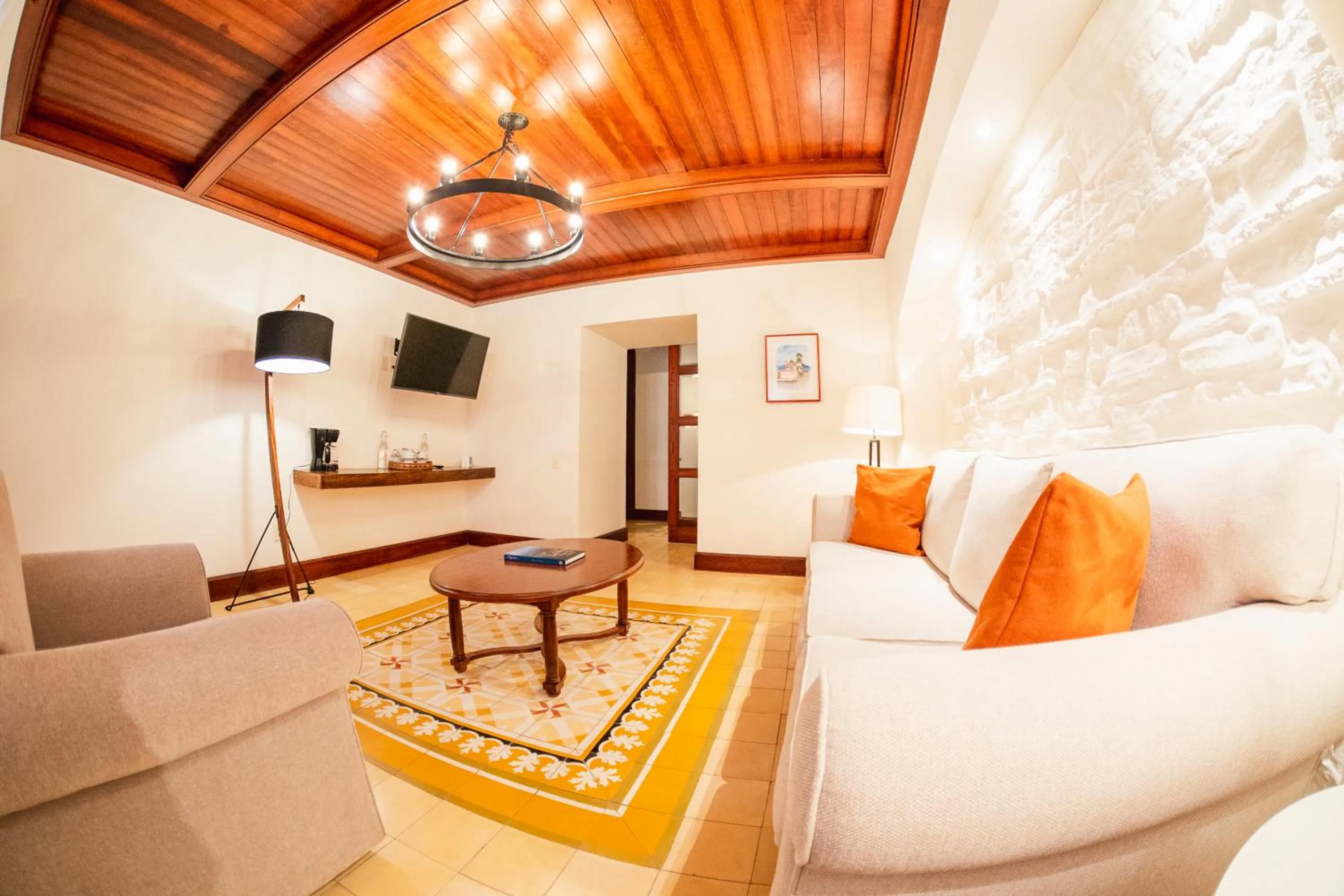 Nukari Quinta Boutique