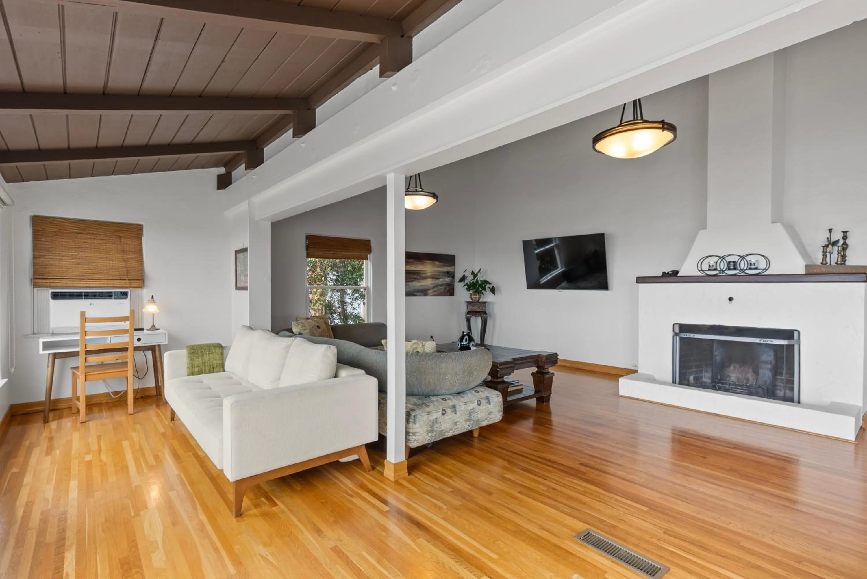 26' SUNDECK OCEAN Panoramic VIEWS with AC Fast WiFi -902Mbps