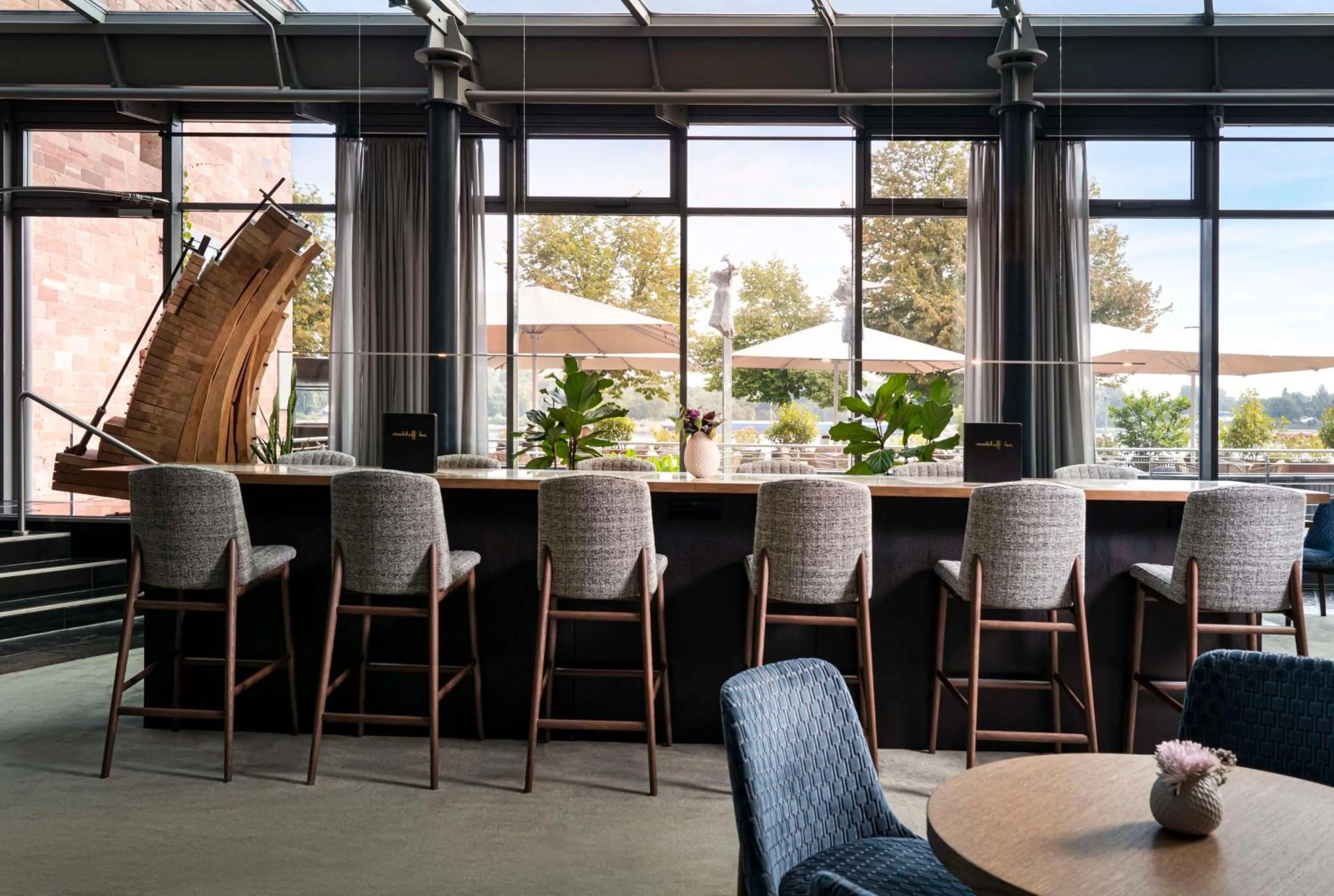 Lounge or bar in Hyatt Regency Mainz