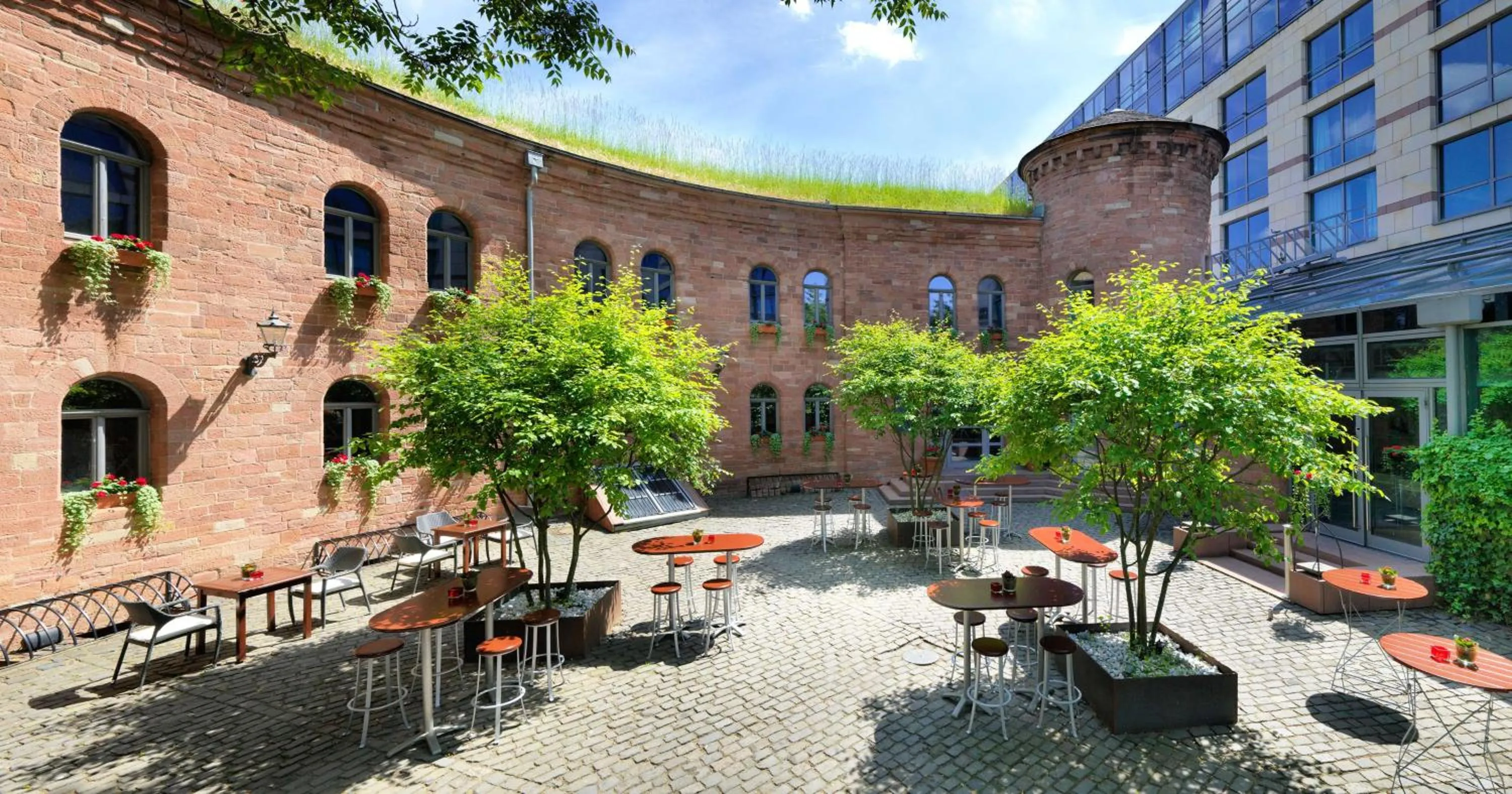 Property building in Hyatt Regency Mainz