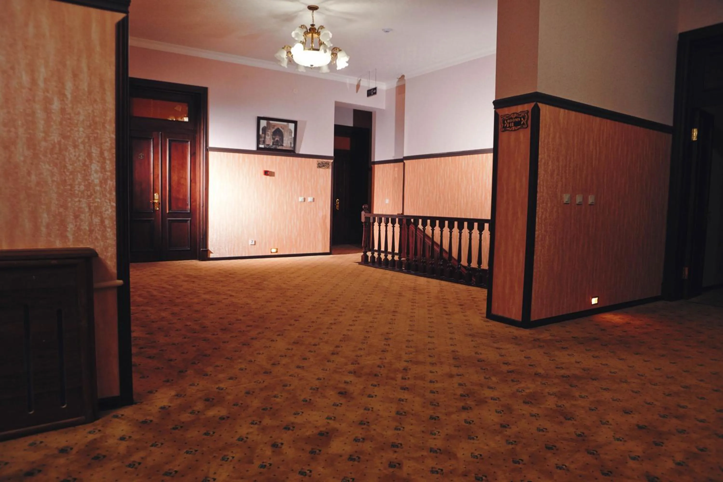 Other in Mixt Royal Palace