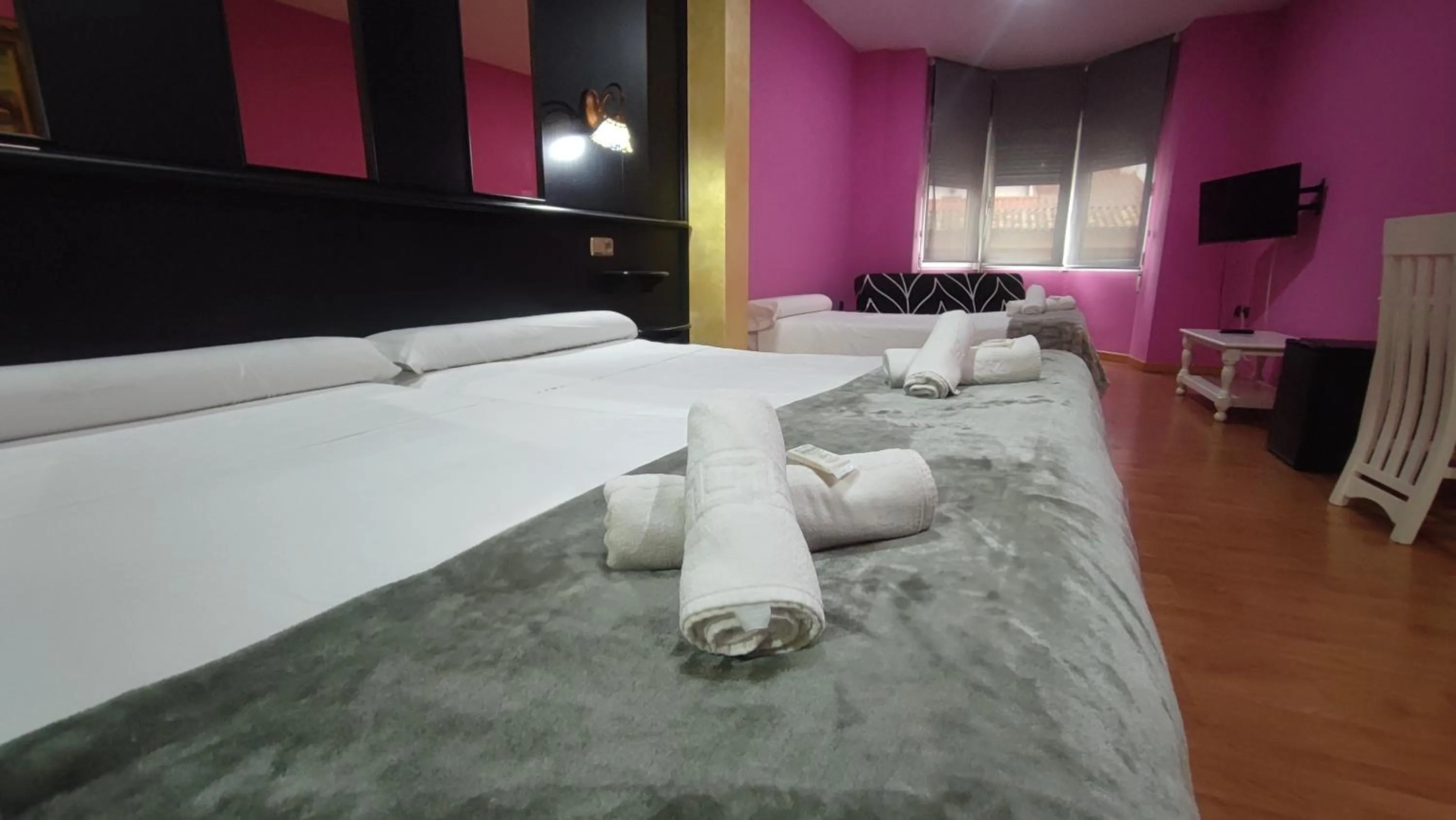 Bed in Hotel Aro'S