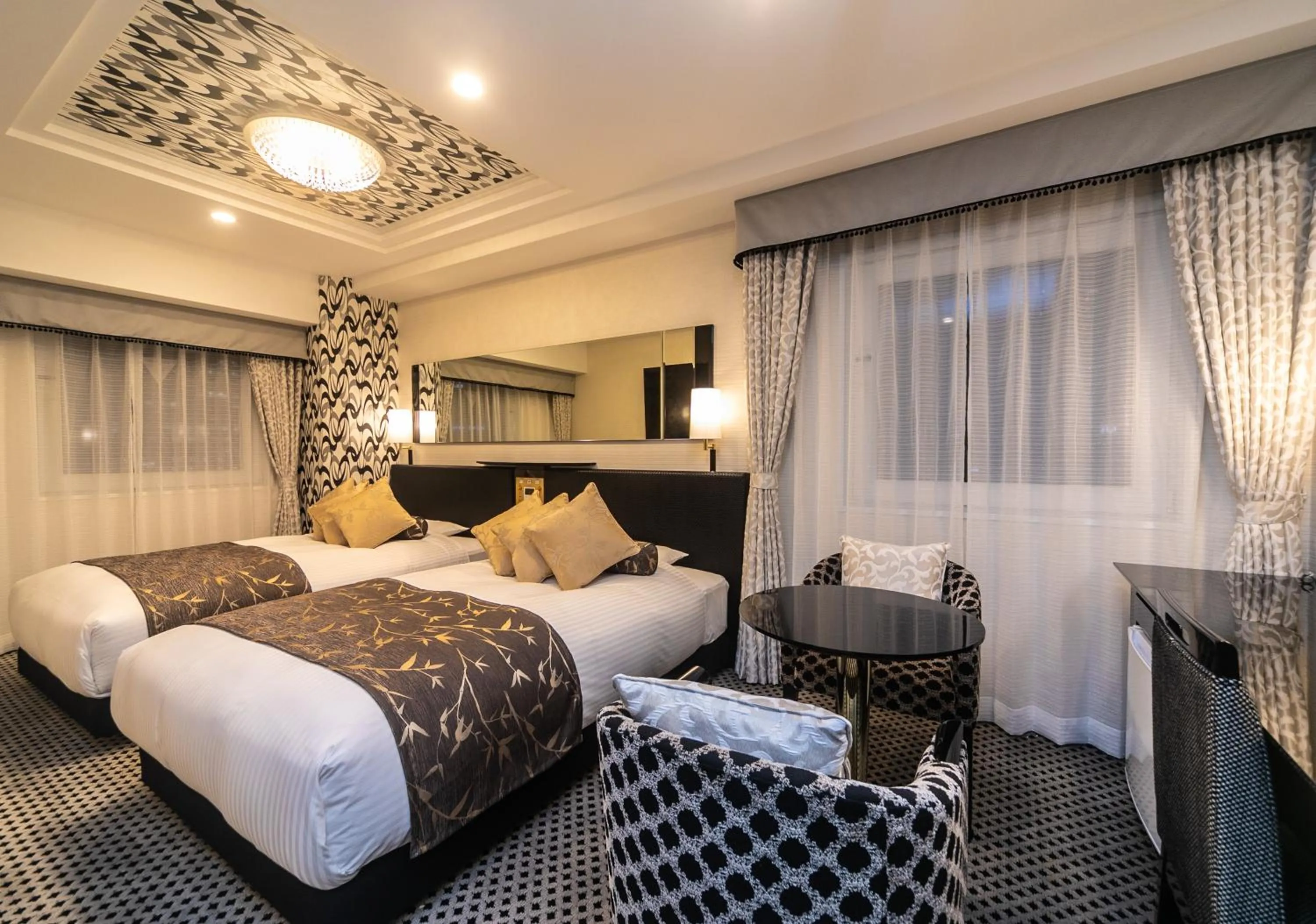 Photo of the whole room, Bed in APA Hotel Namba Shinsaibashi Nishi