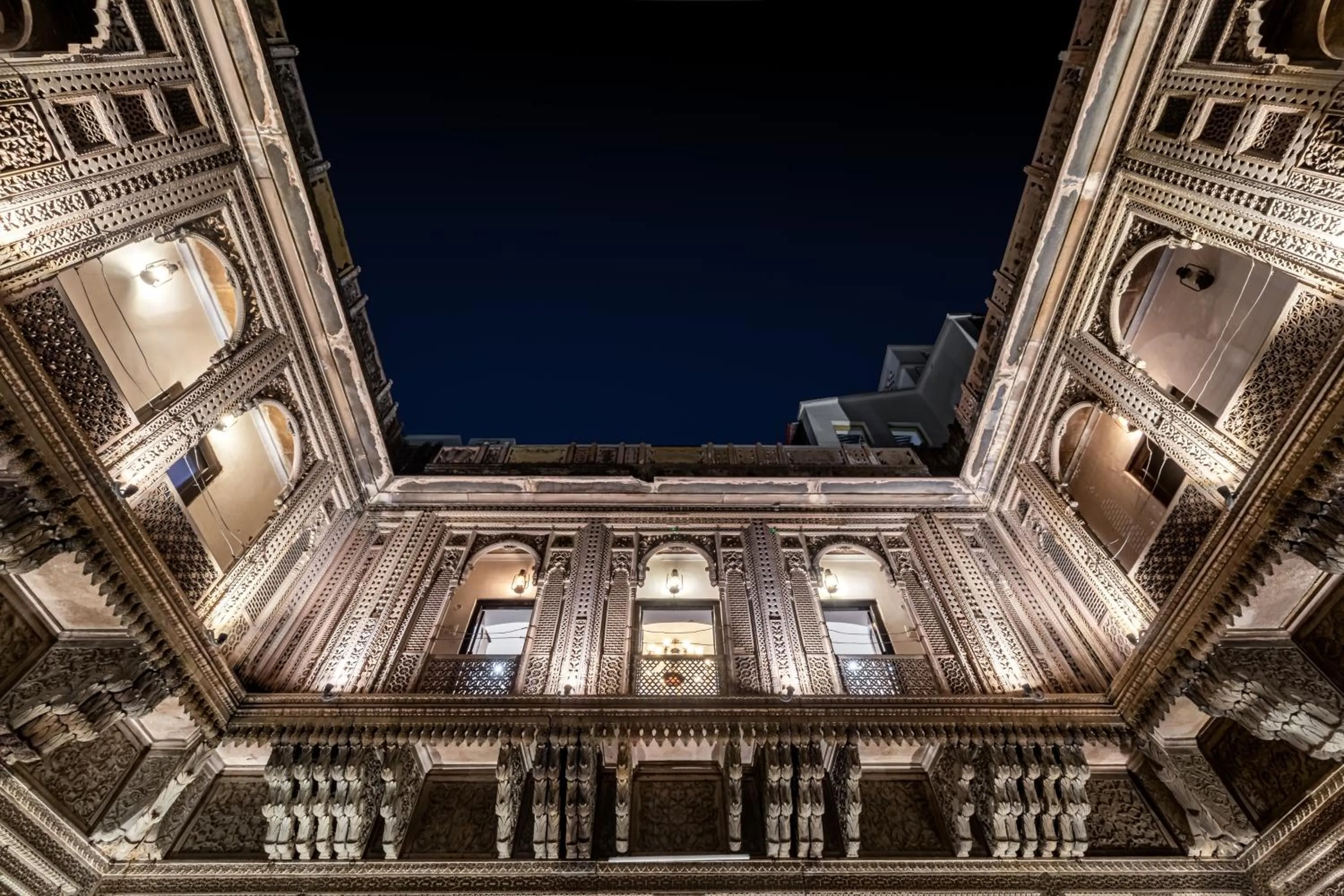 Inner courtyard view in WelcomHeritage Badi Kothi