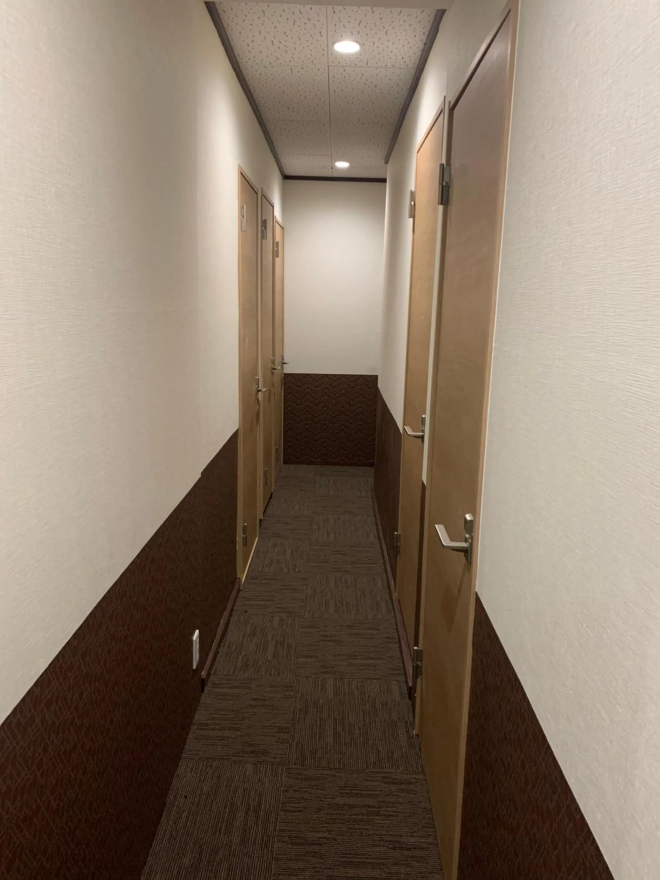 プチホテル苫小牧ステーション