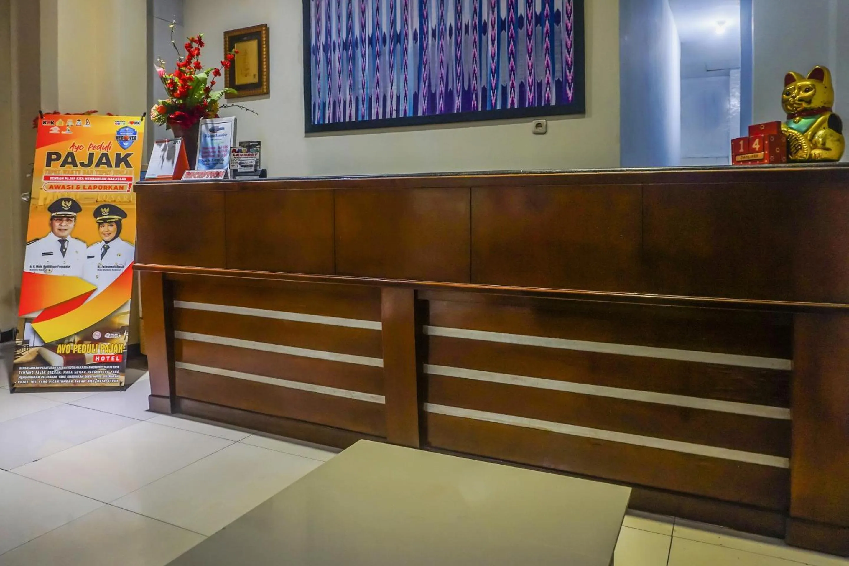 Lobby or reception in Hotel O Wisma Favorite Makassar Near Benteng Rotterdam