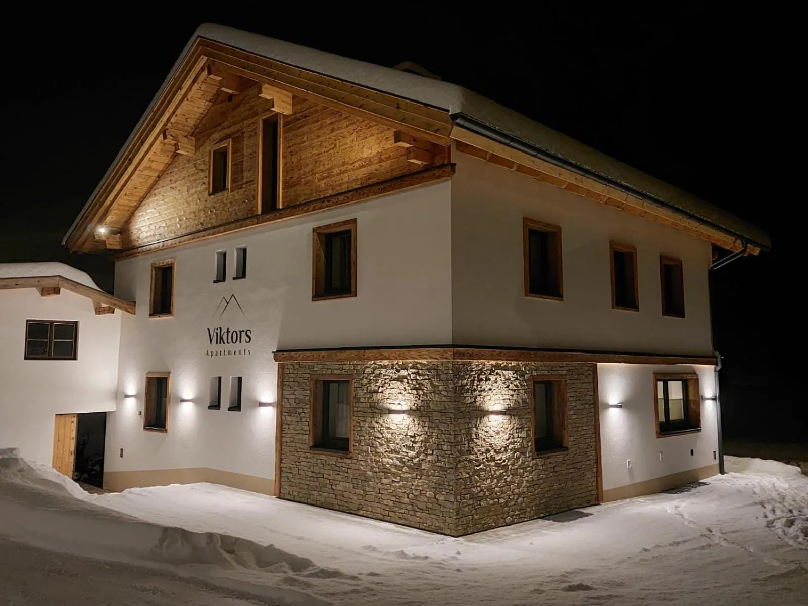 Viktors Apartments