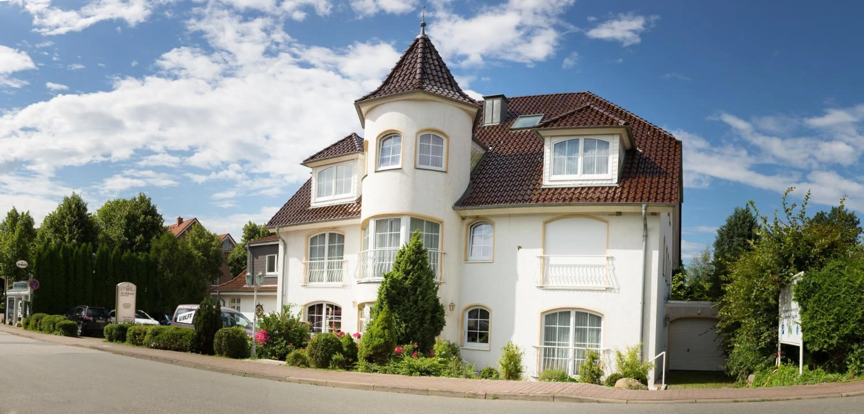 Property building in ArtHotel mare