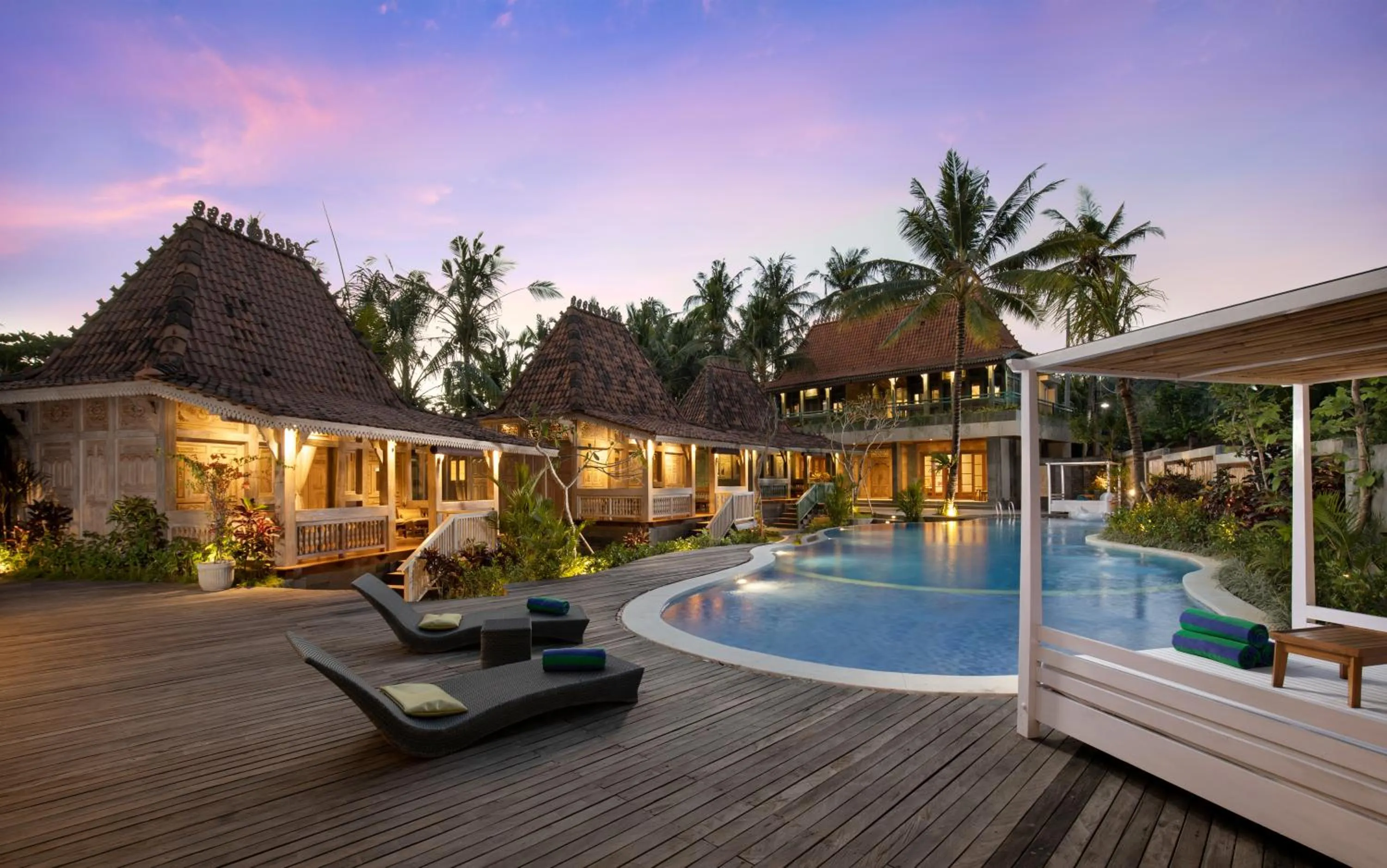 Property building in Kutus Kutus Estuary Saba Beach