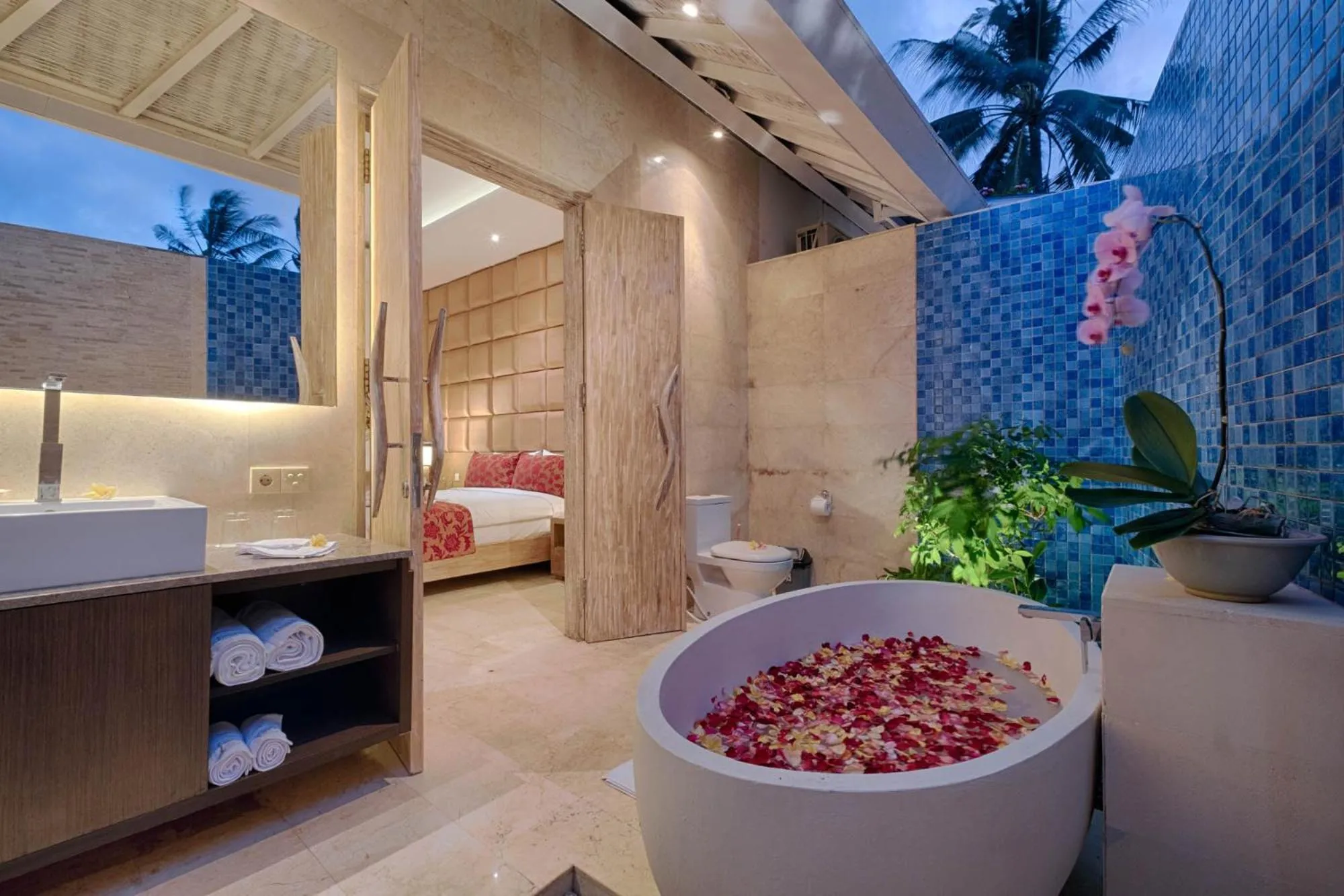 Bathroom, Bed in Kutus Kutus Estuary Saba Beach