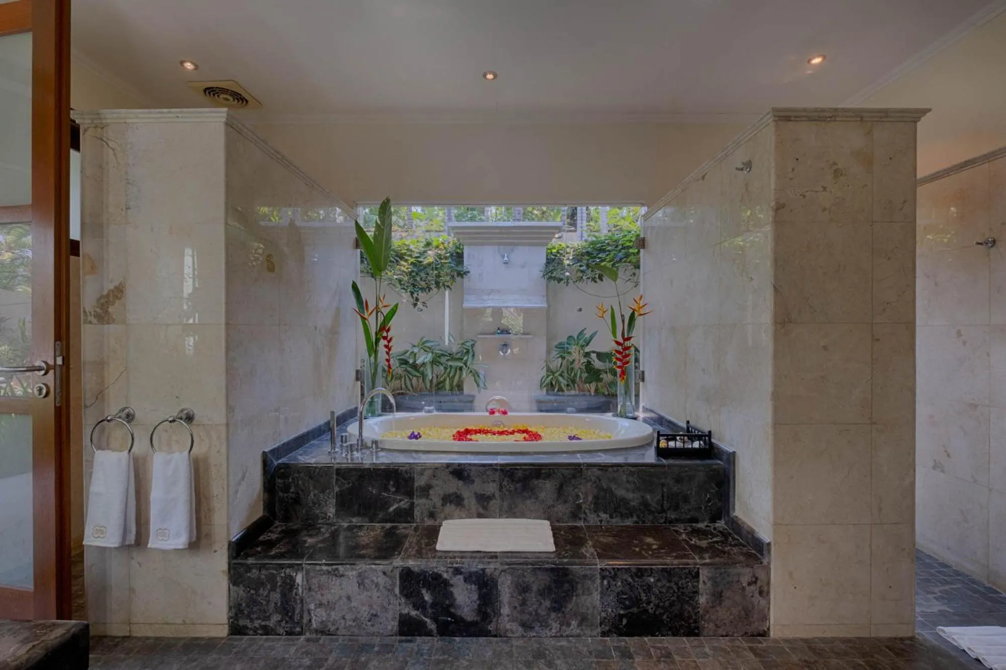 Bathroom in Kutus Kutus Estuary Saba Beach