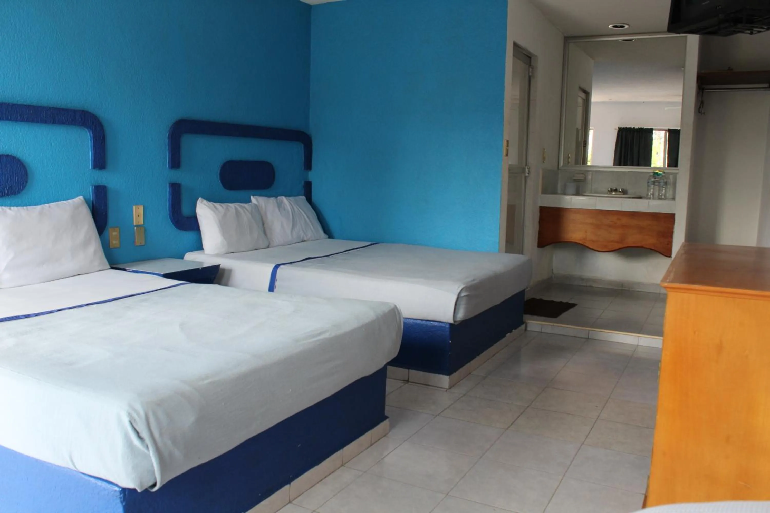 Photo of the whole room, Bed in Posada San José, Hotel