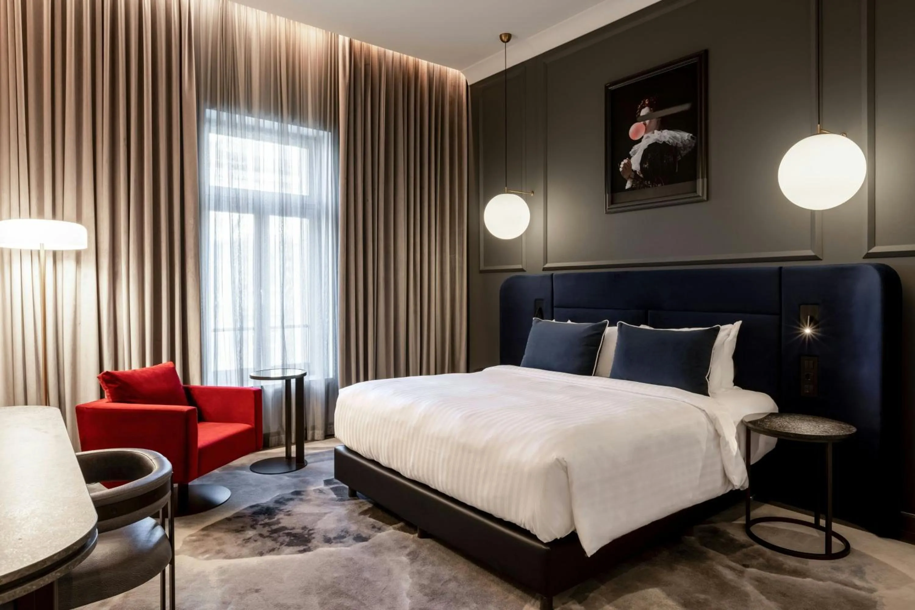 Photo of the whole room, Bed in The Marmorosch Bucharest, Autograph Collection