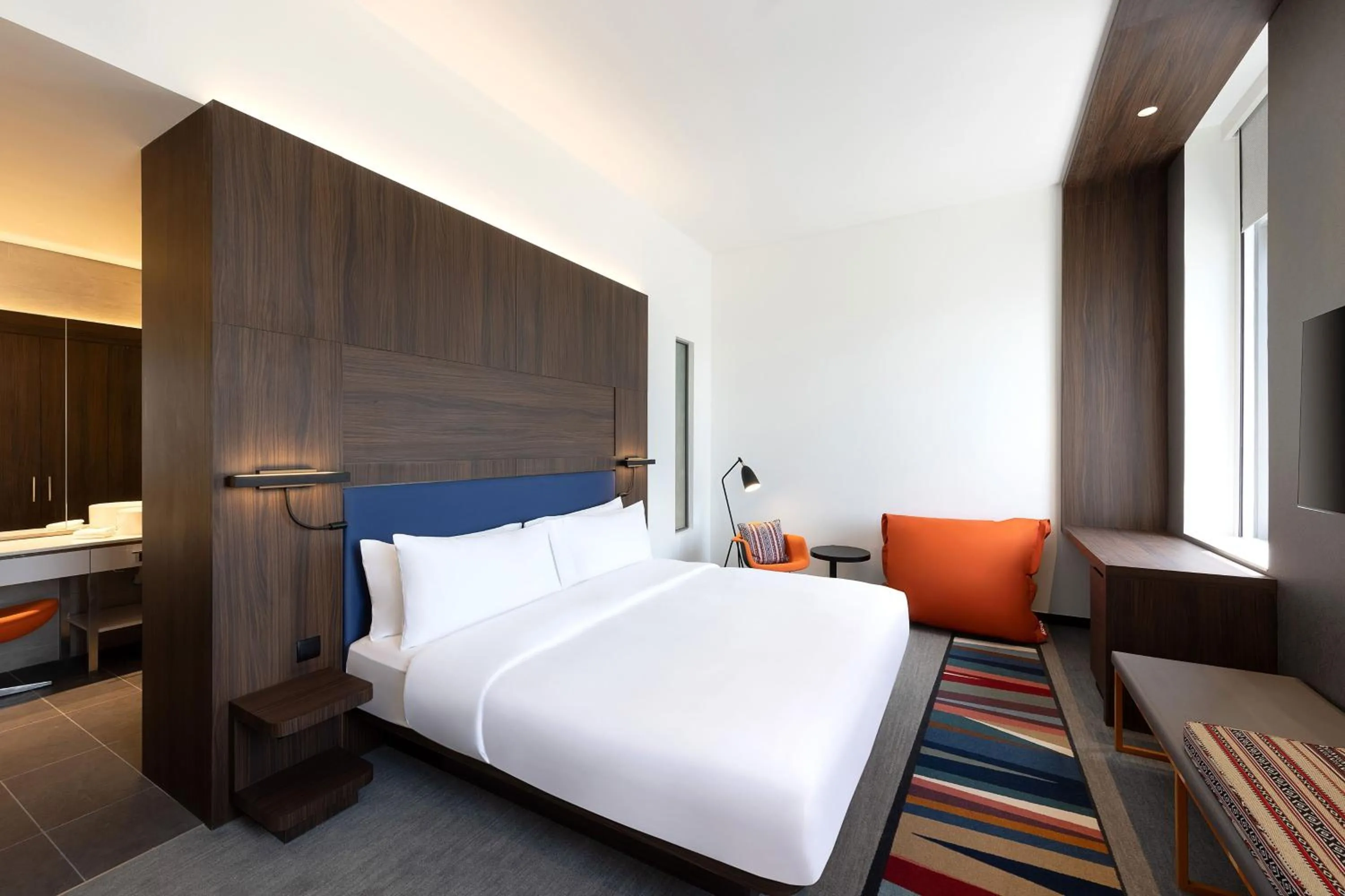 Bedroom, Bed in Aloft Al Mina, Dubai Jumeirah