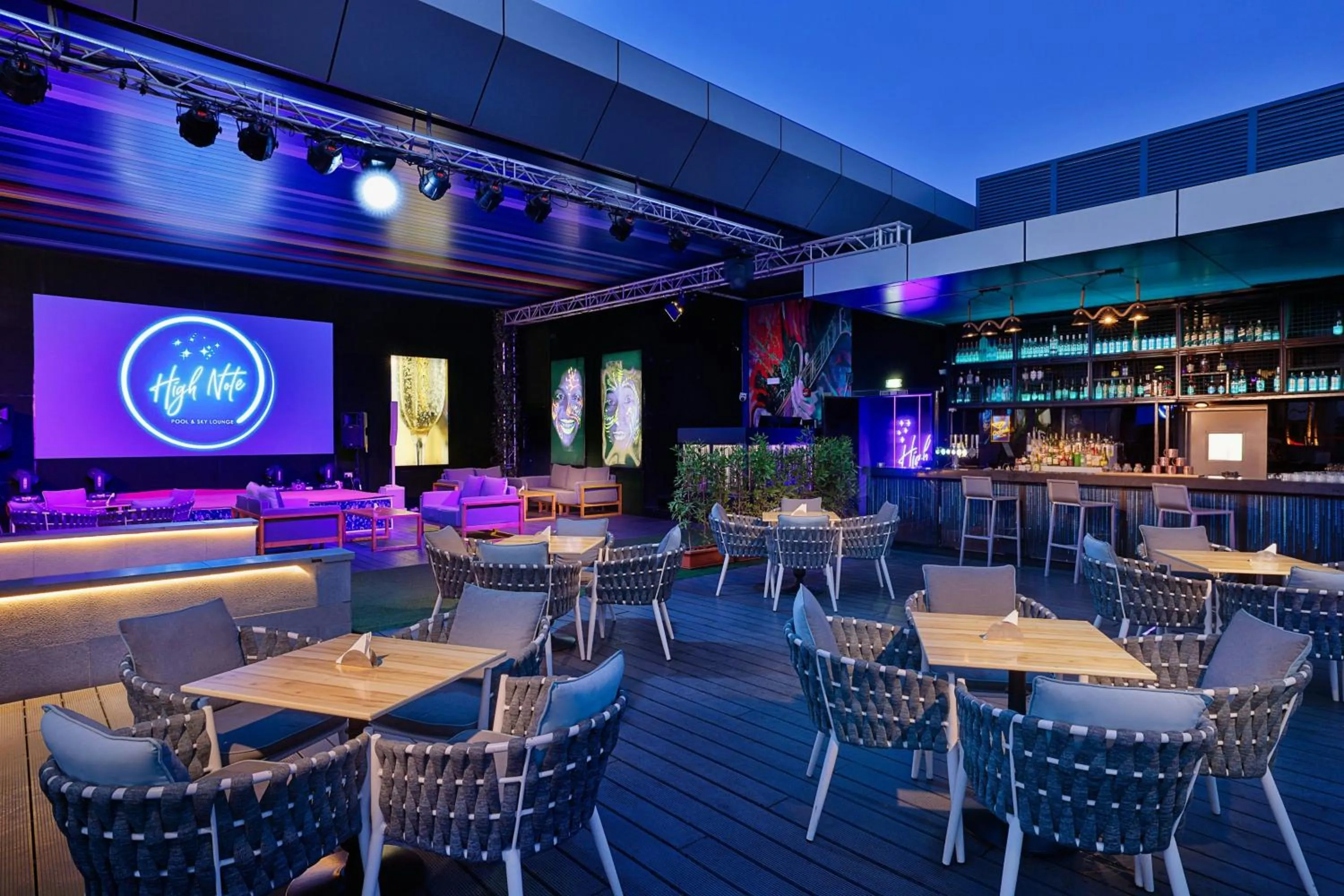 Restaurant/places to eat in Aloft Al Mina, Dubai Jumeirah